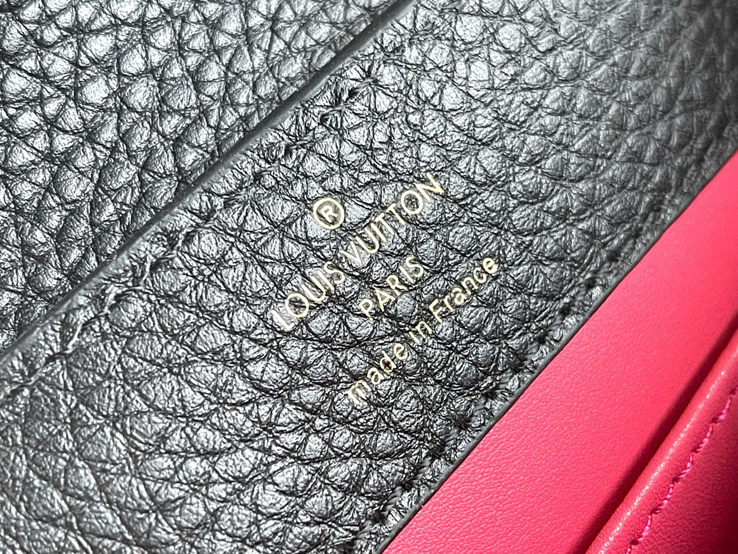 LV Capucines M48863