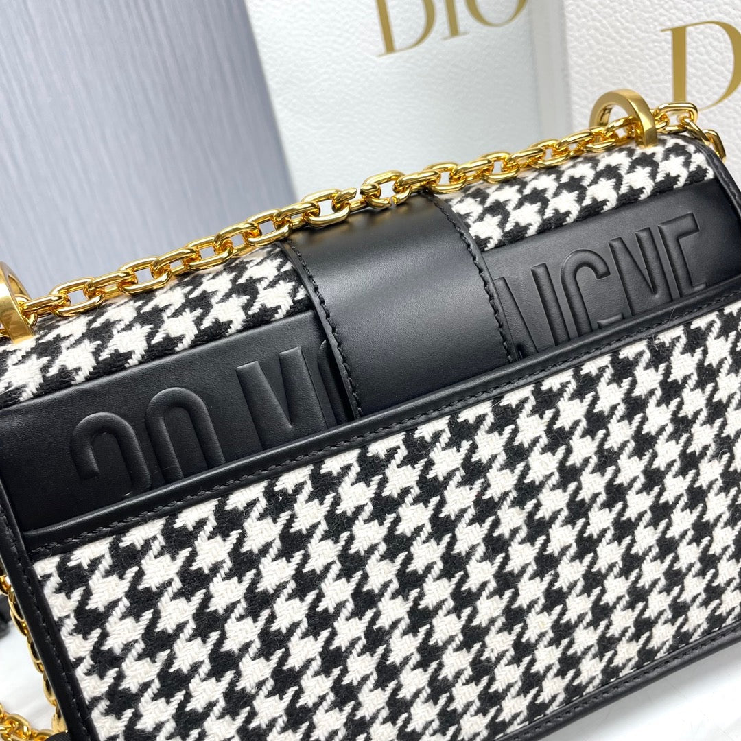 Dior 30 Montaigne (25cm)