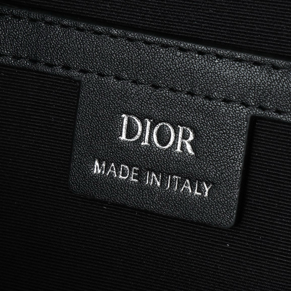 Dior 8 Oblique Belt Bag