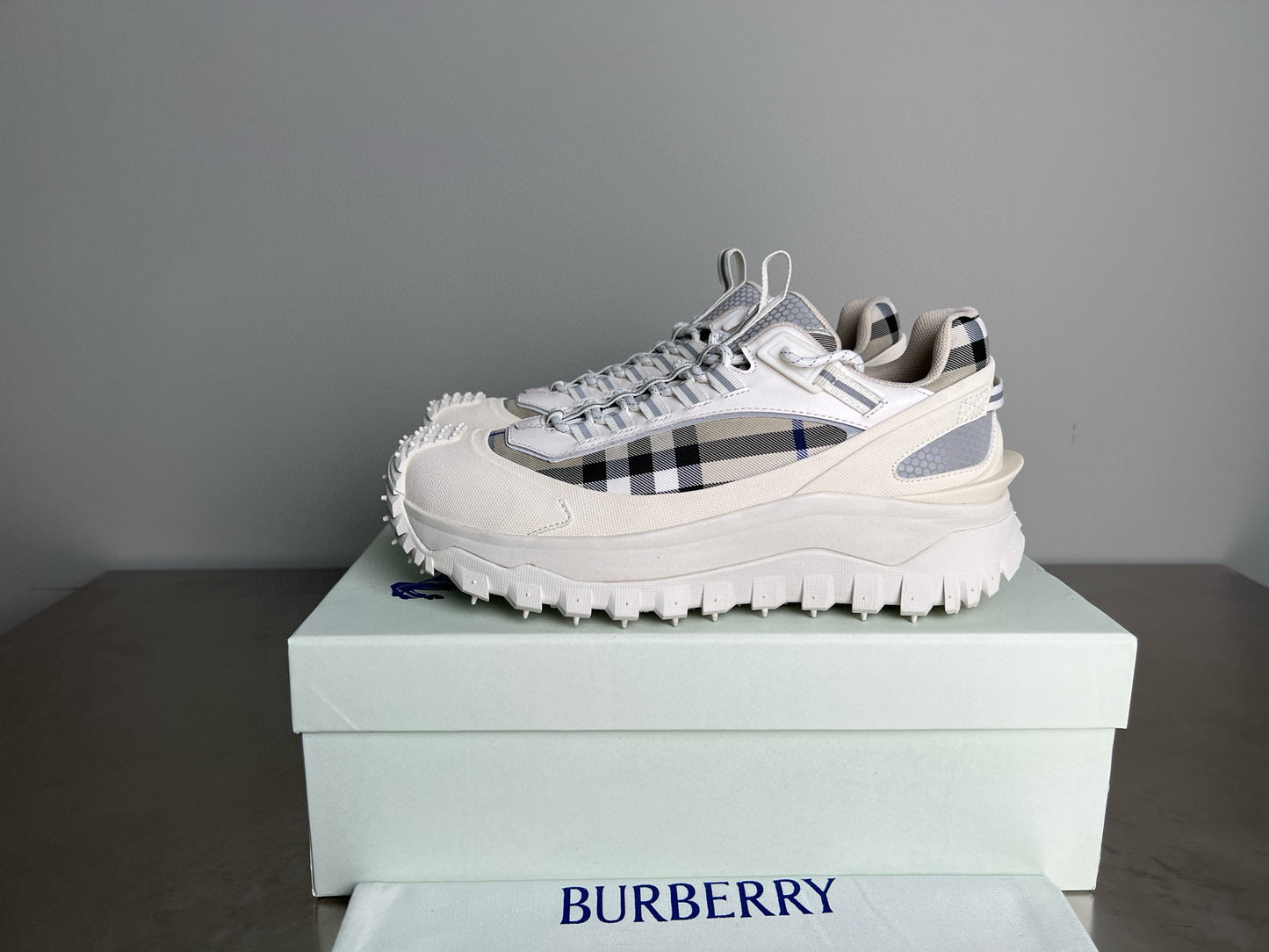 Burberry Sneakers