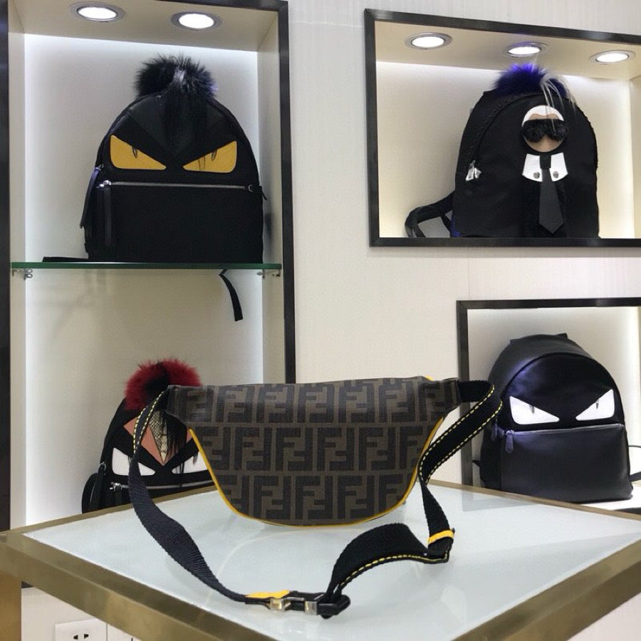 FENDI WAIST BAG 27*8*14