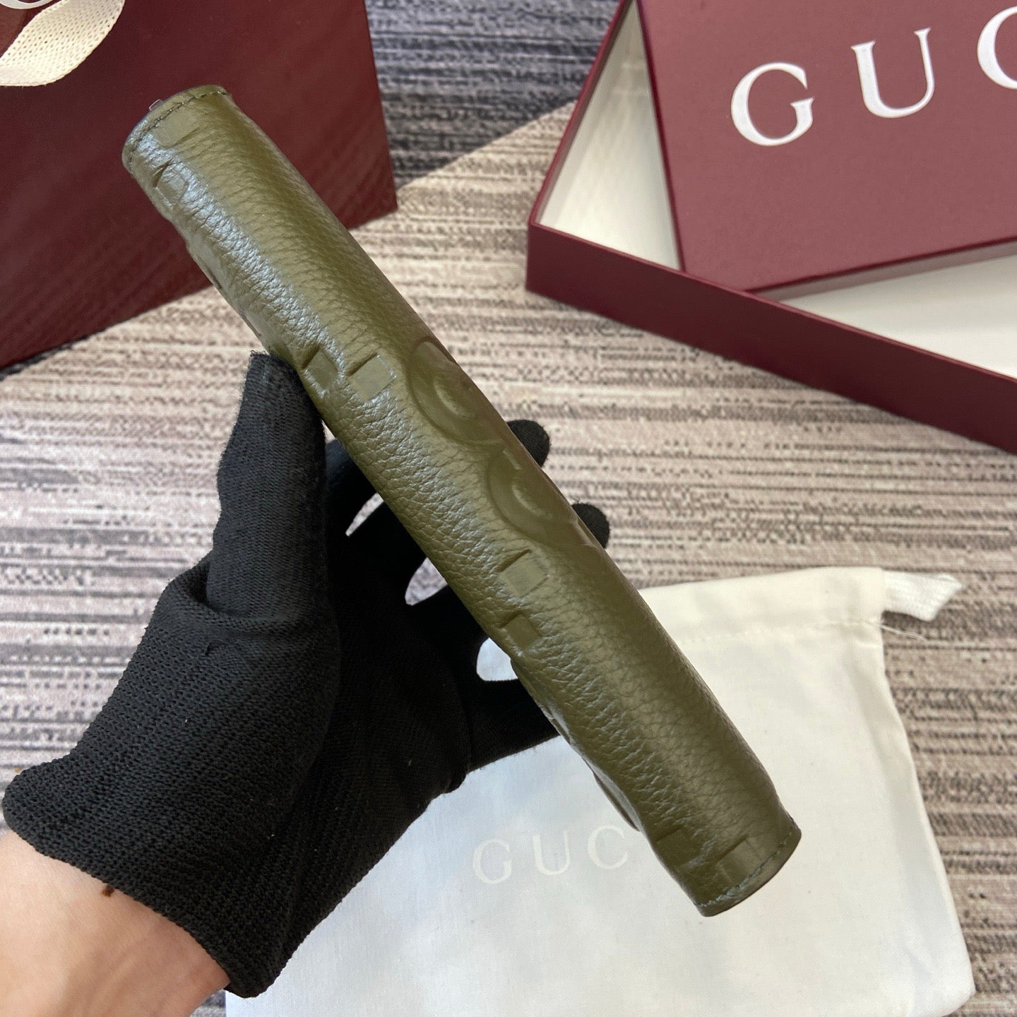 Gucci Long Zipped Wallet