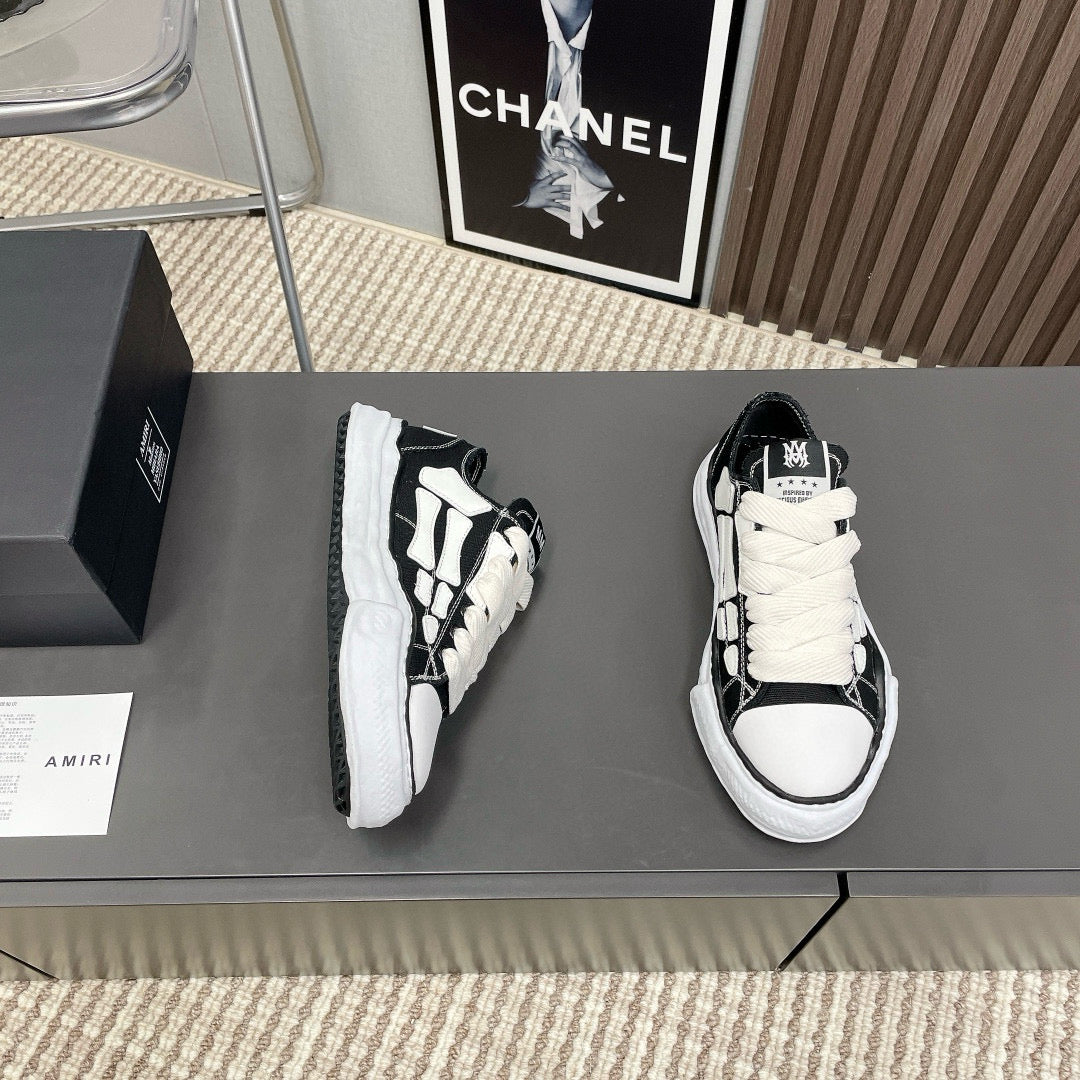 Amiri Sneakers
