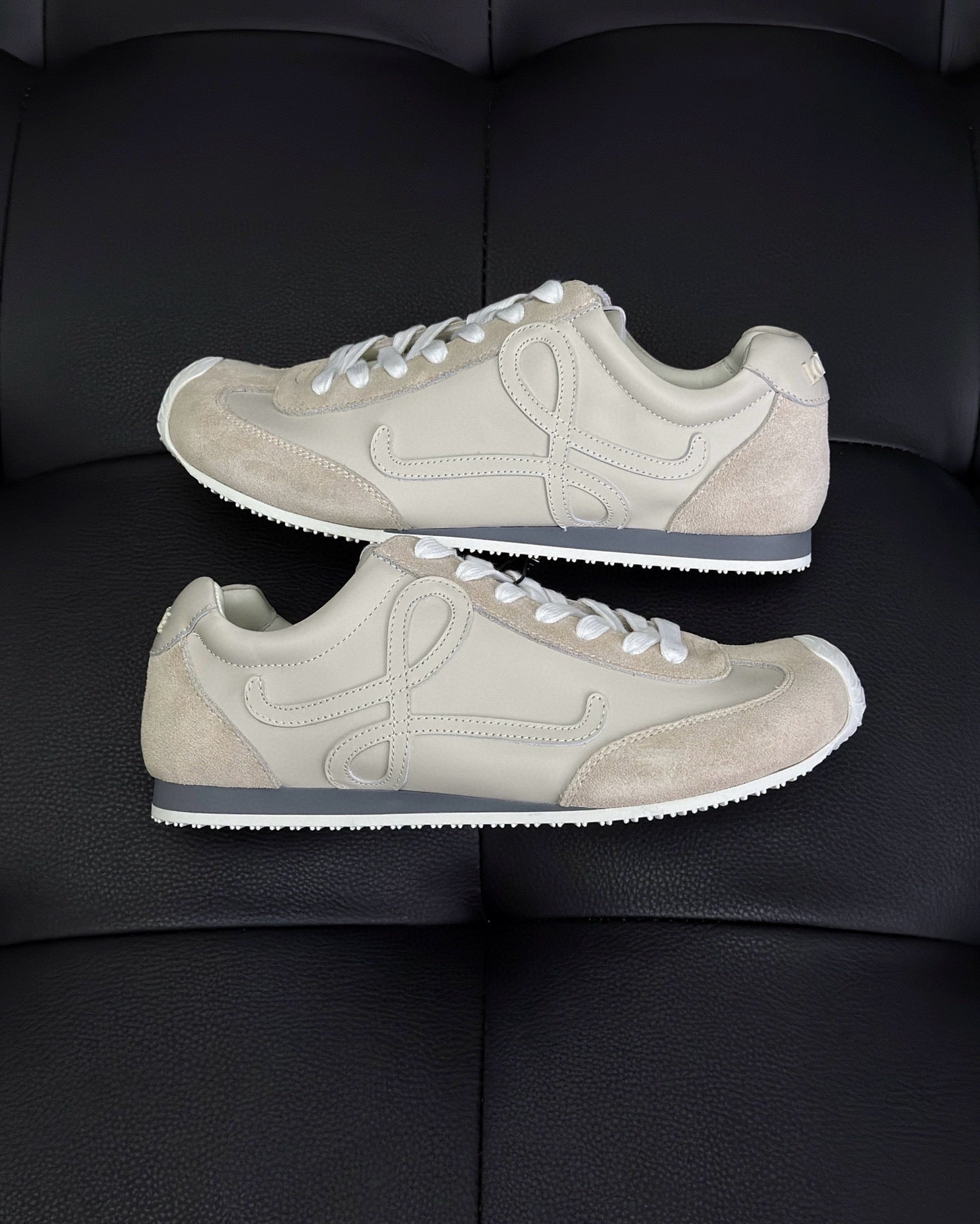 Loewe Sneakers