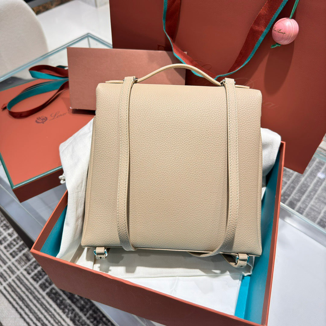 LP Extra Pocket L23.5 Backpack