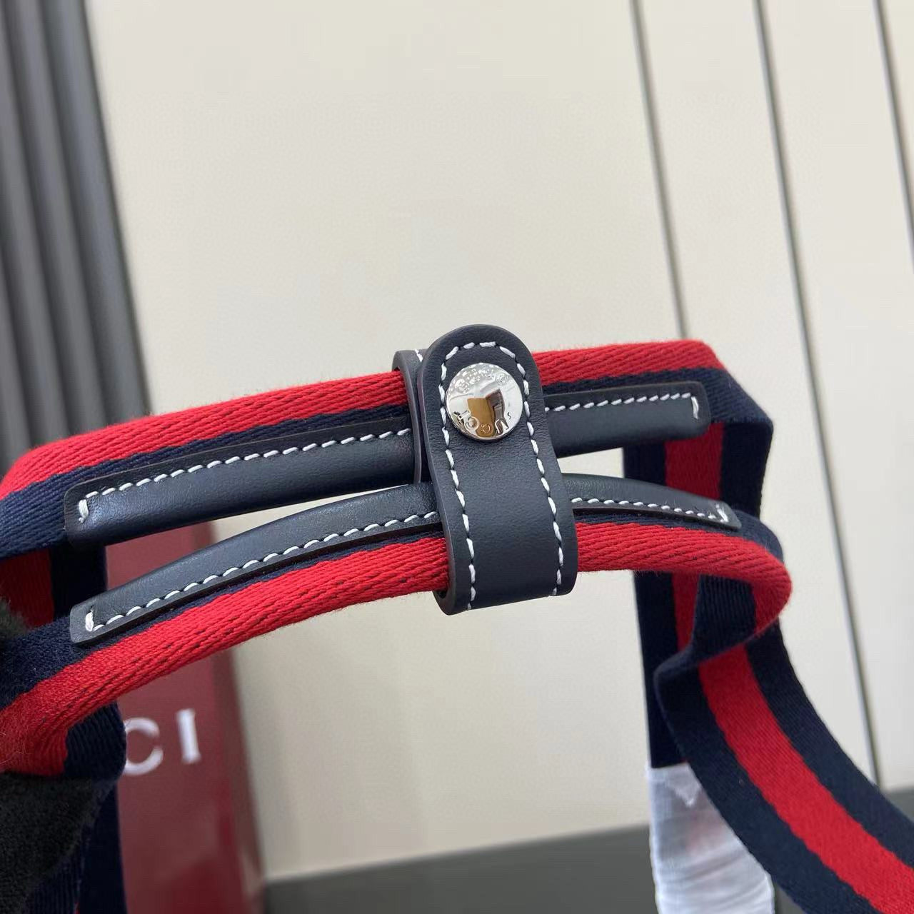 Gucci Duffle Bag 54x24x24CM