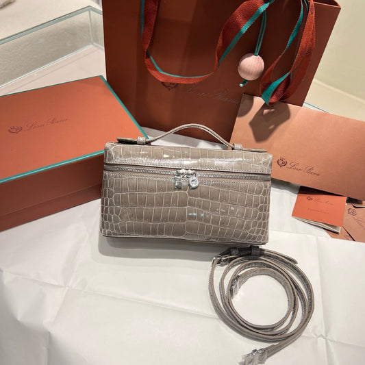 LP Extra Pocket L19 Handbag