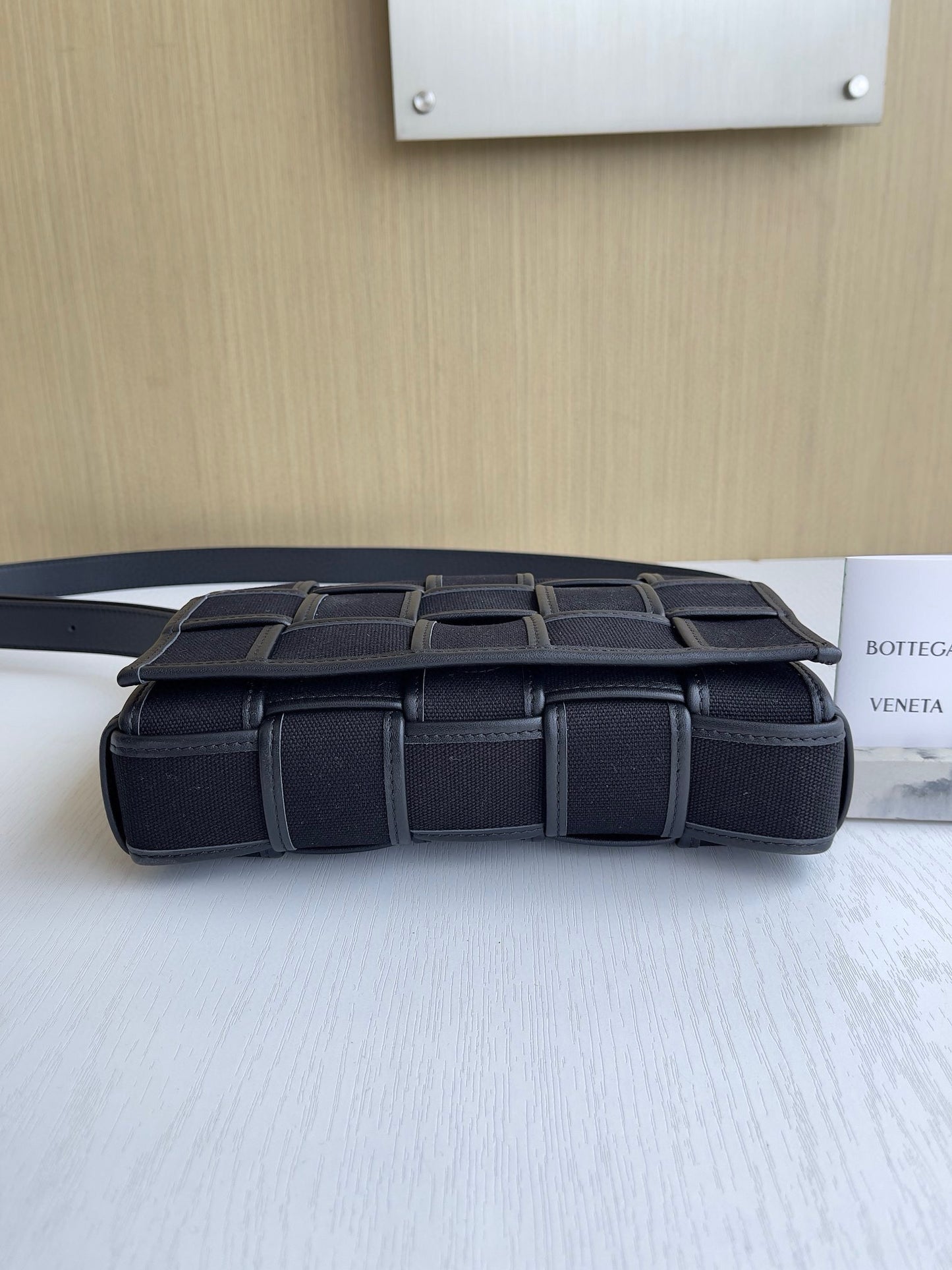 BV Intrecciato Cassette Shoulder Bag