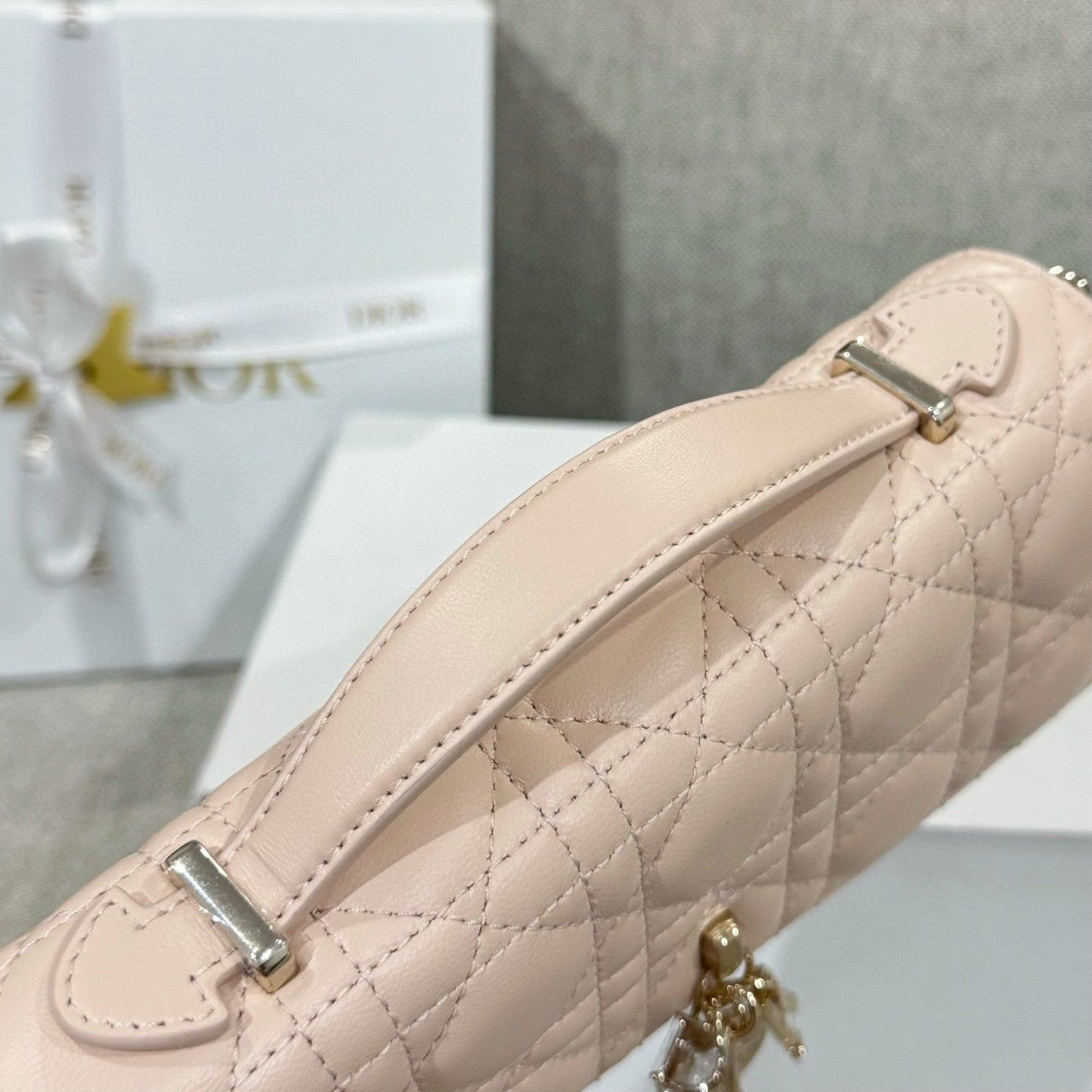 Dior WOC