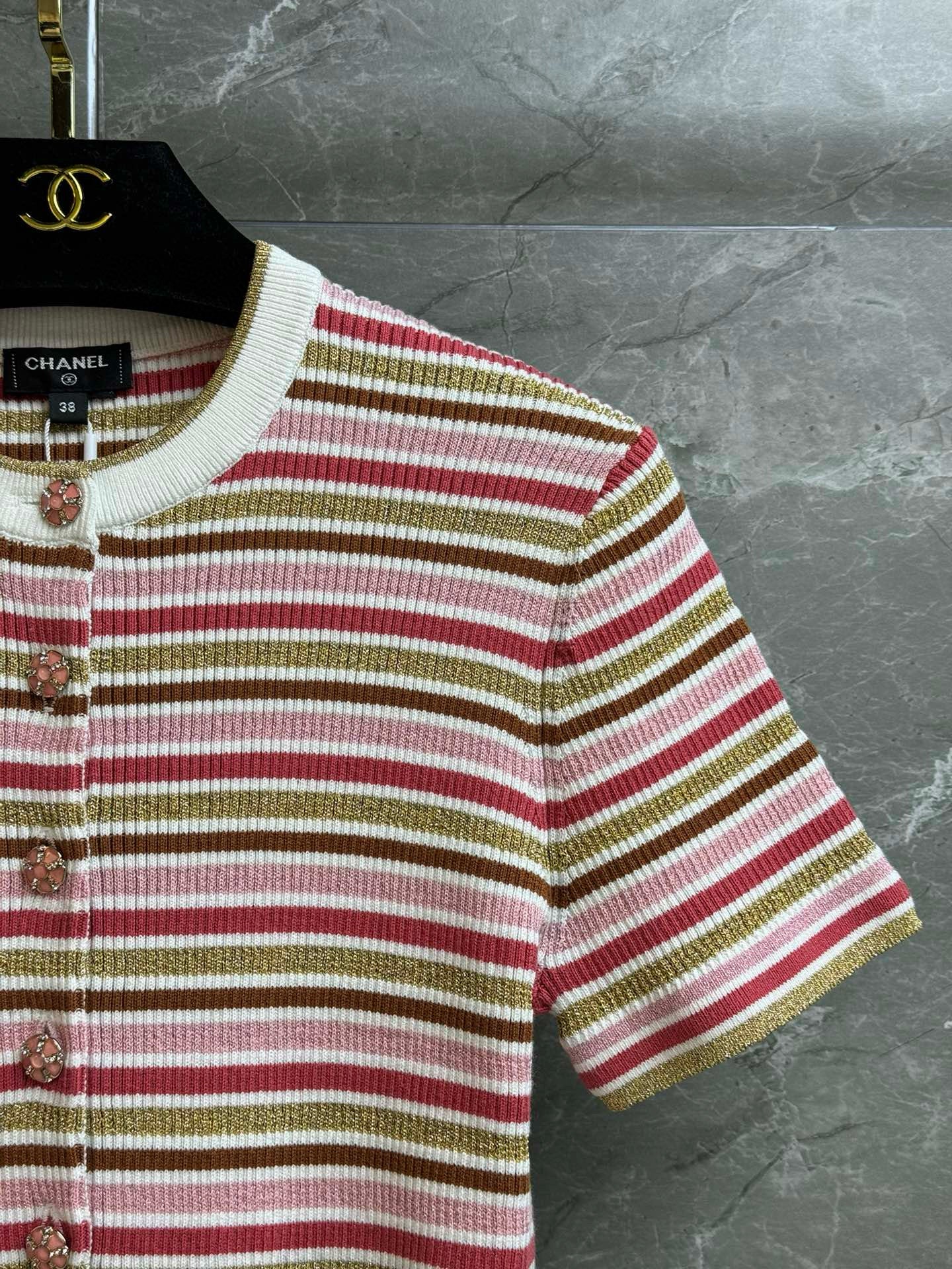 Chanel T-Shirt