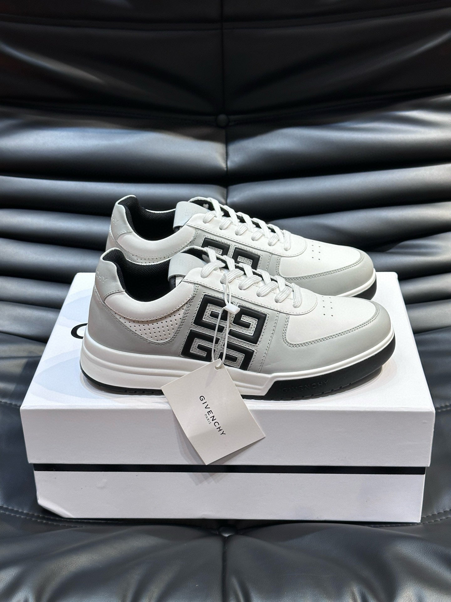 Givenchy Sneakers