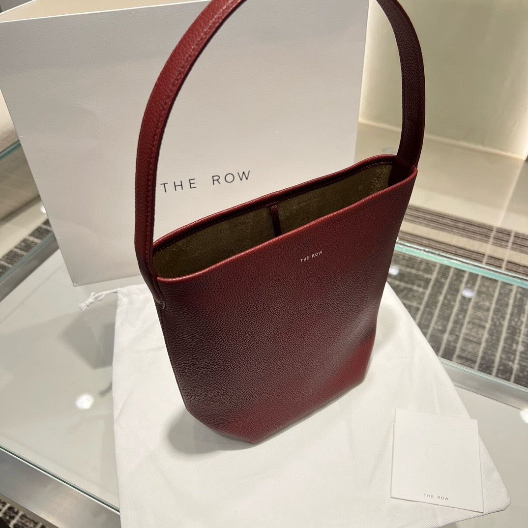 The Row Bucket Bag(24CM*22CM*11CM)