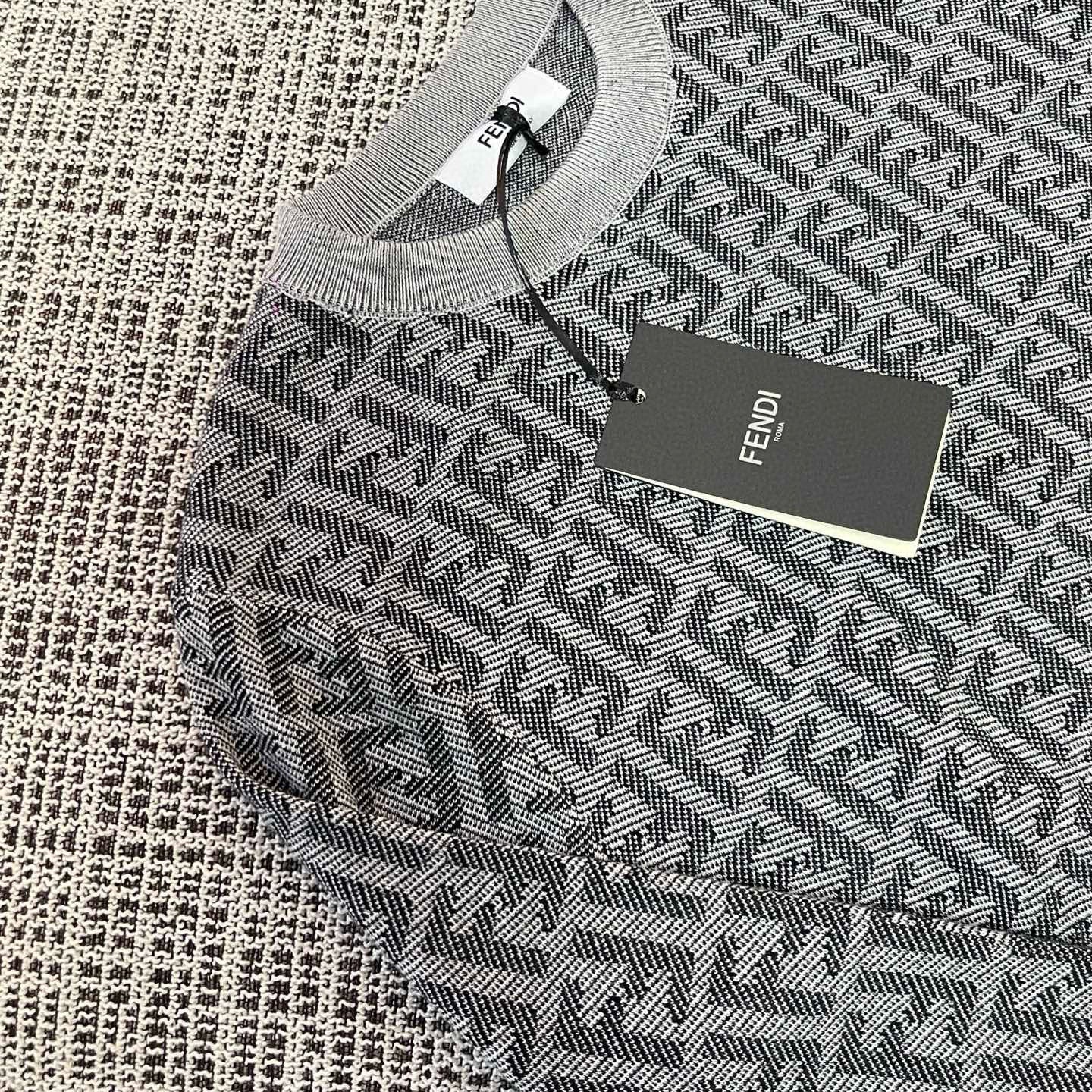 Fendi Sweater