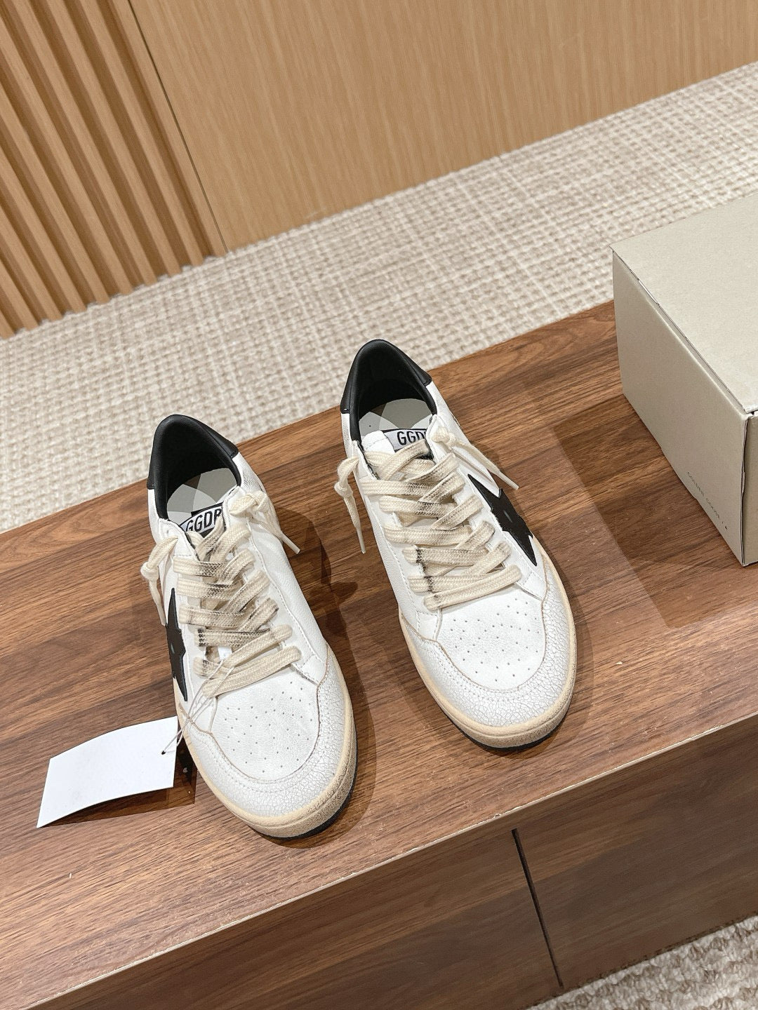 Golden Goose Sneaker
