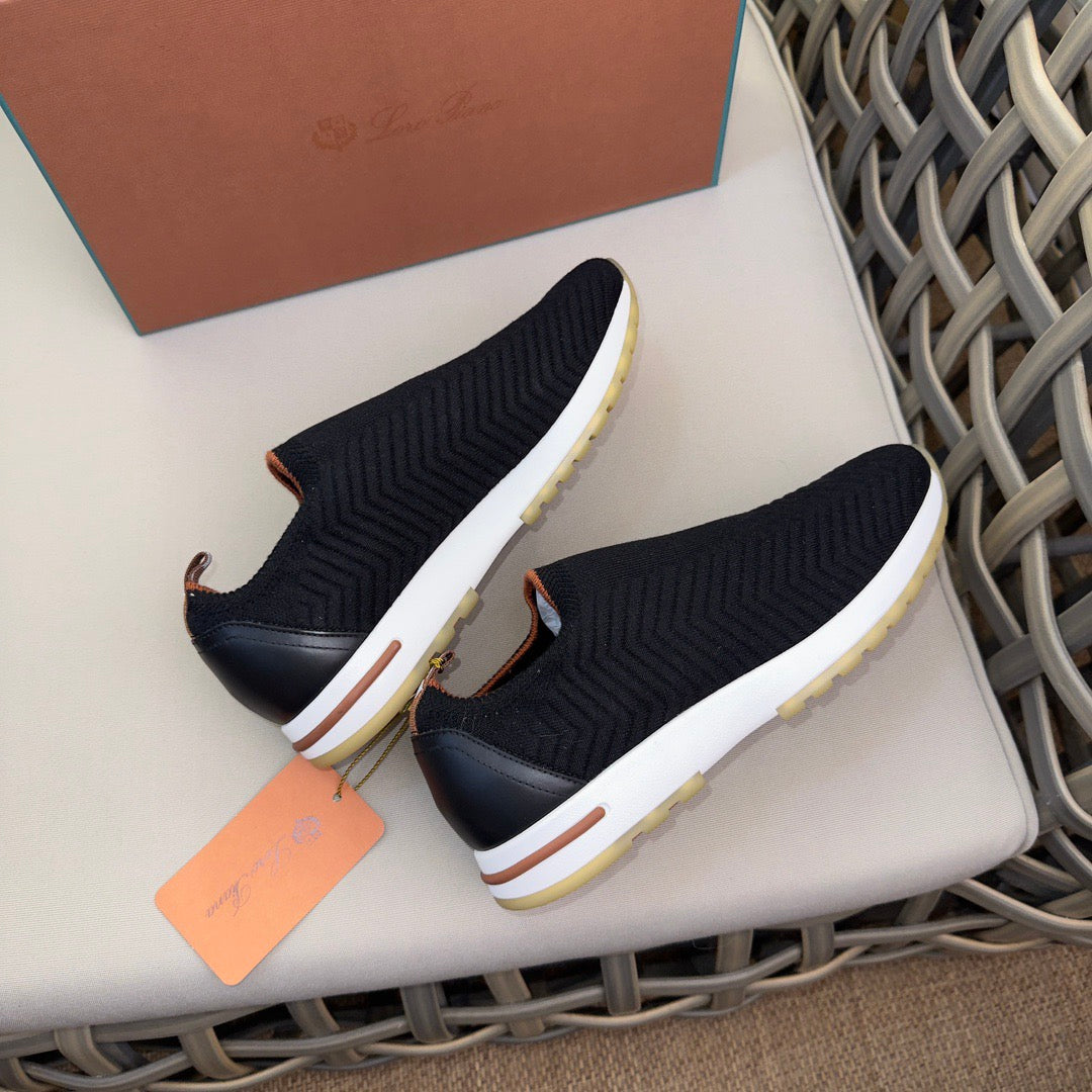 LP Sneakers