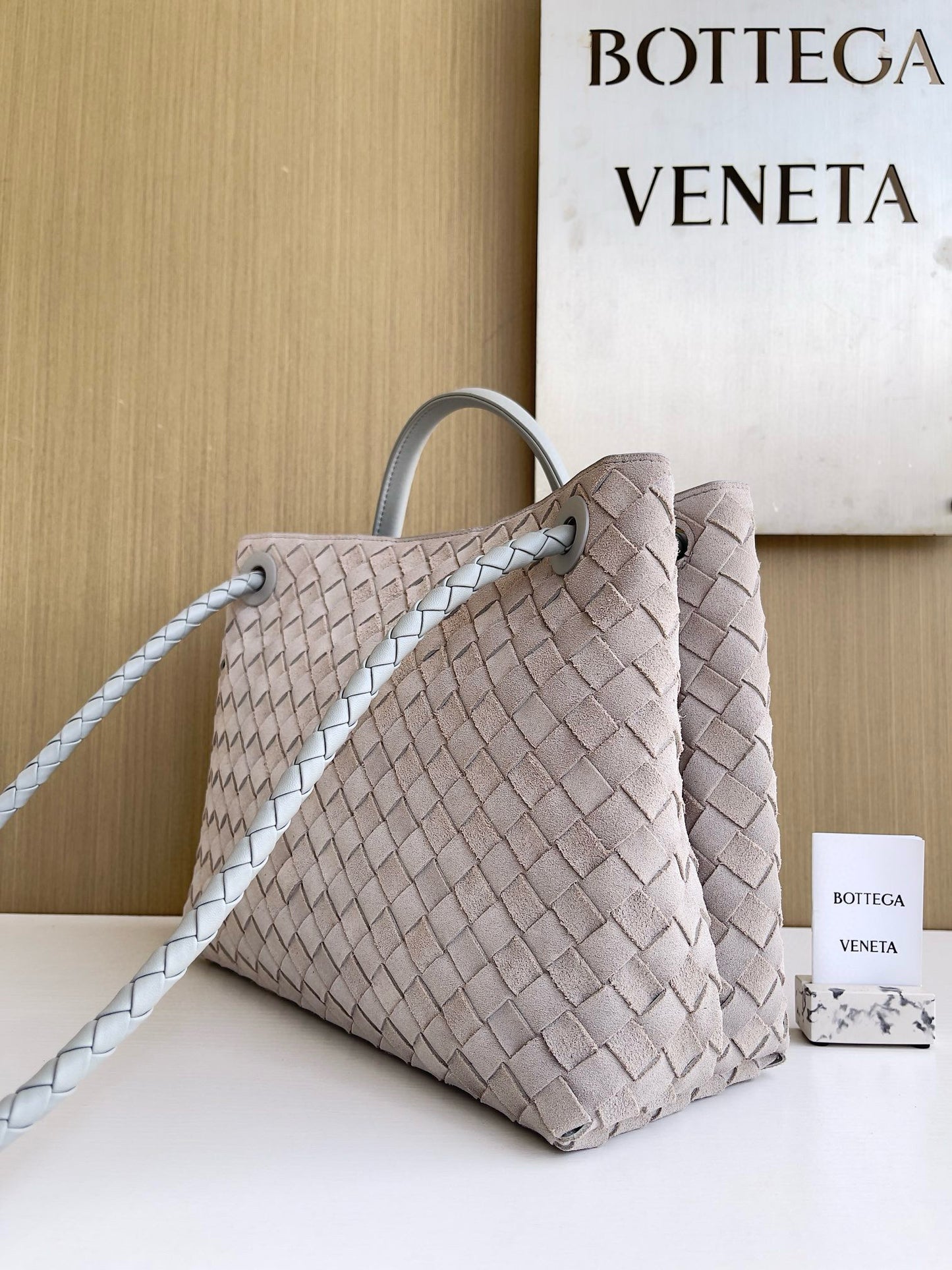 BV Andiamo Top-Handle Bag 32x25x11cm
