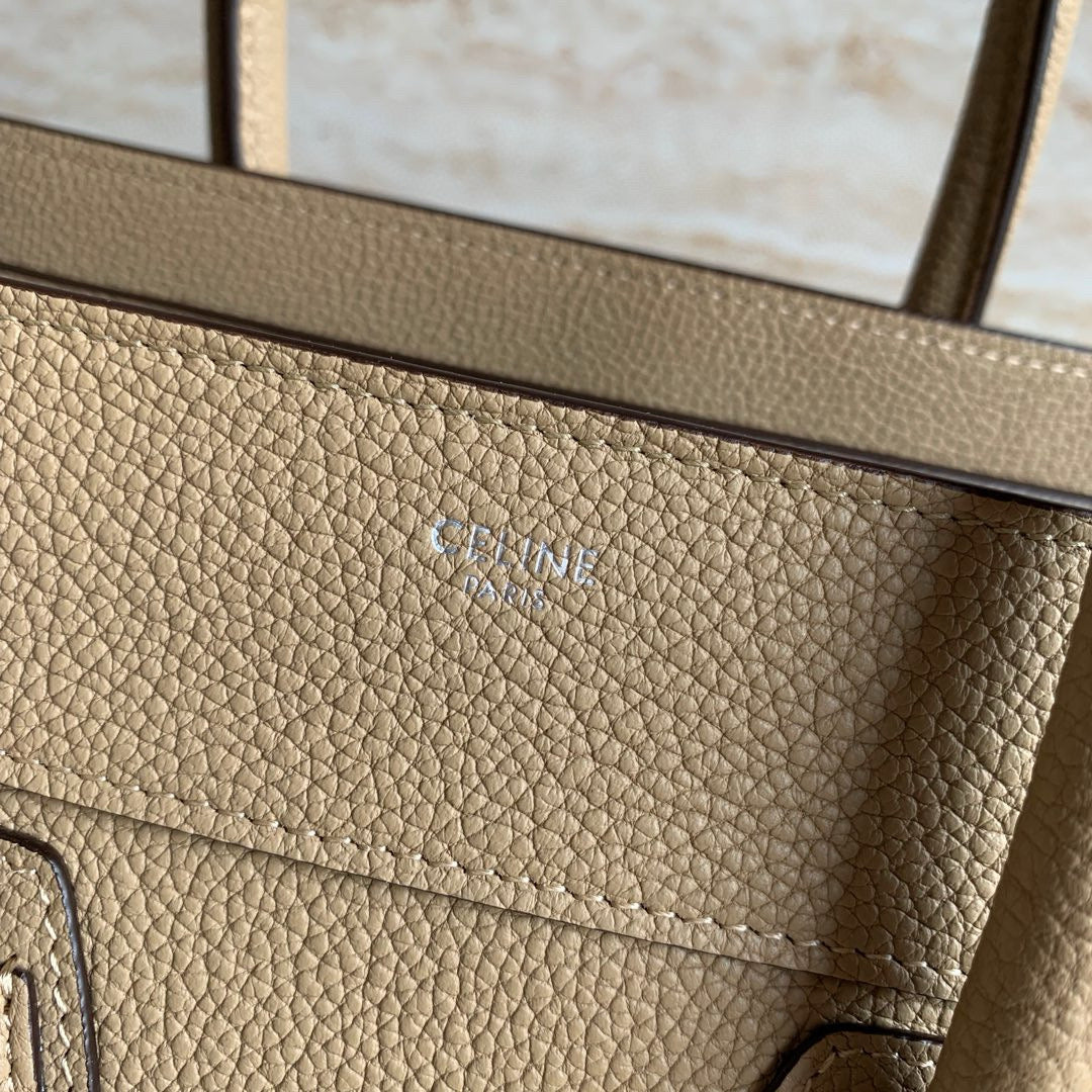 Celine Duffel