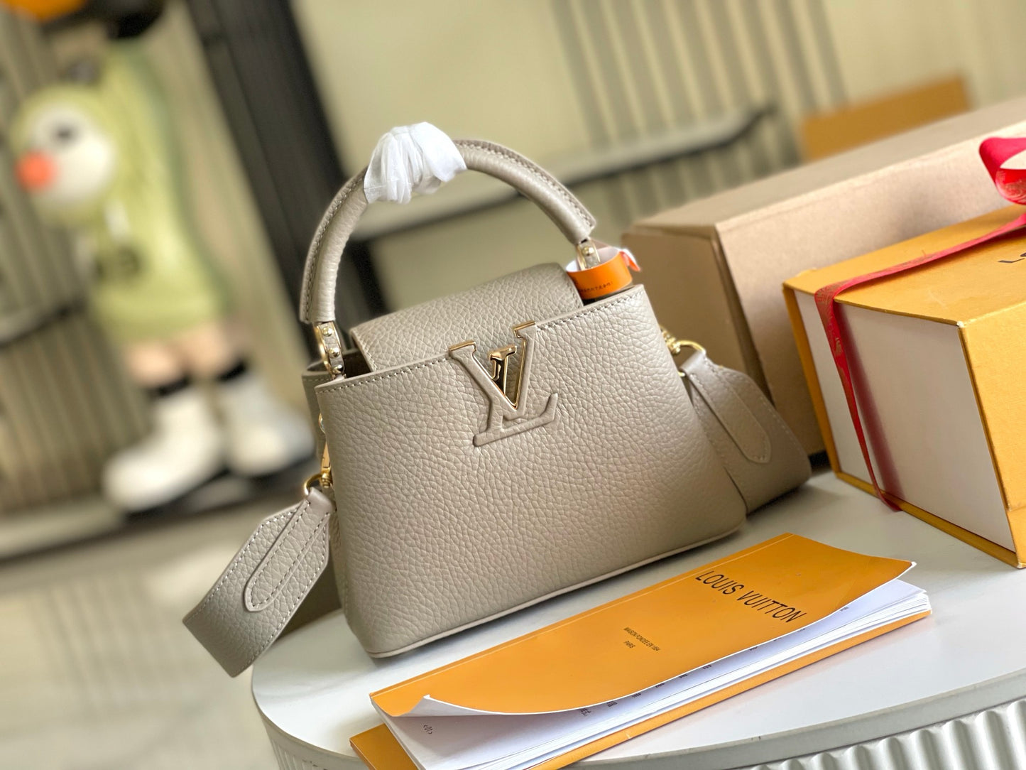 LV Capucines M59433