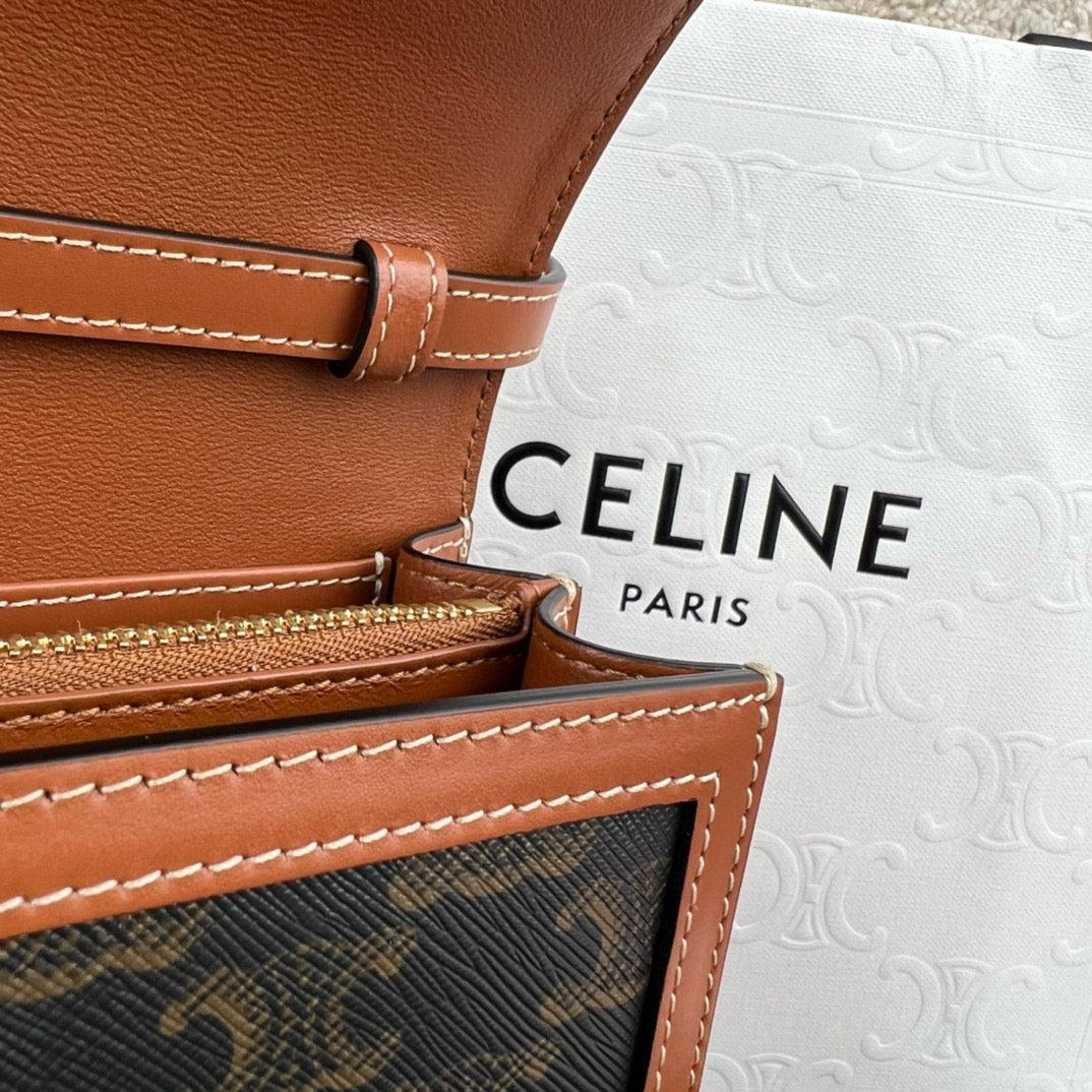 Celine Triomphe