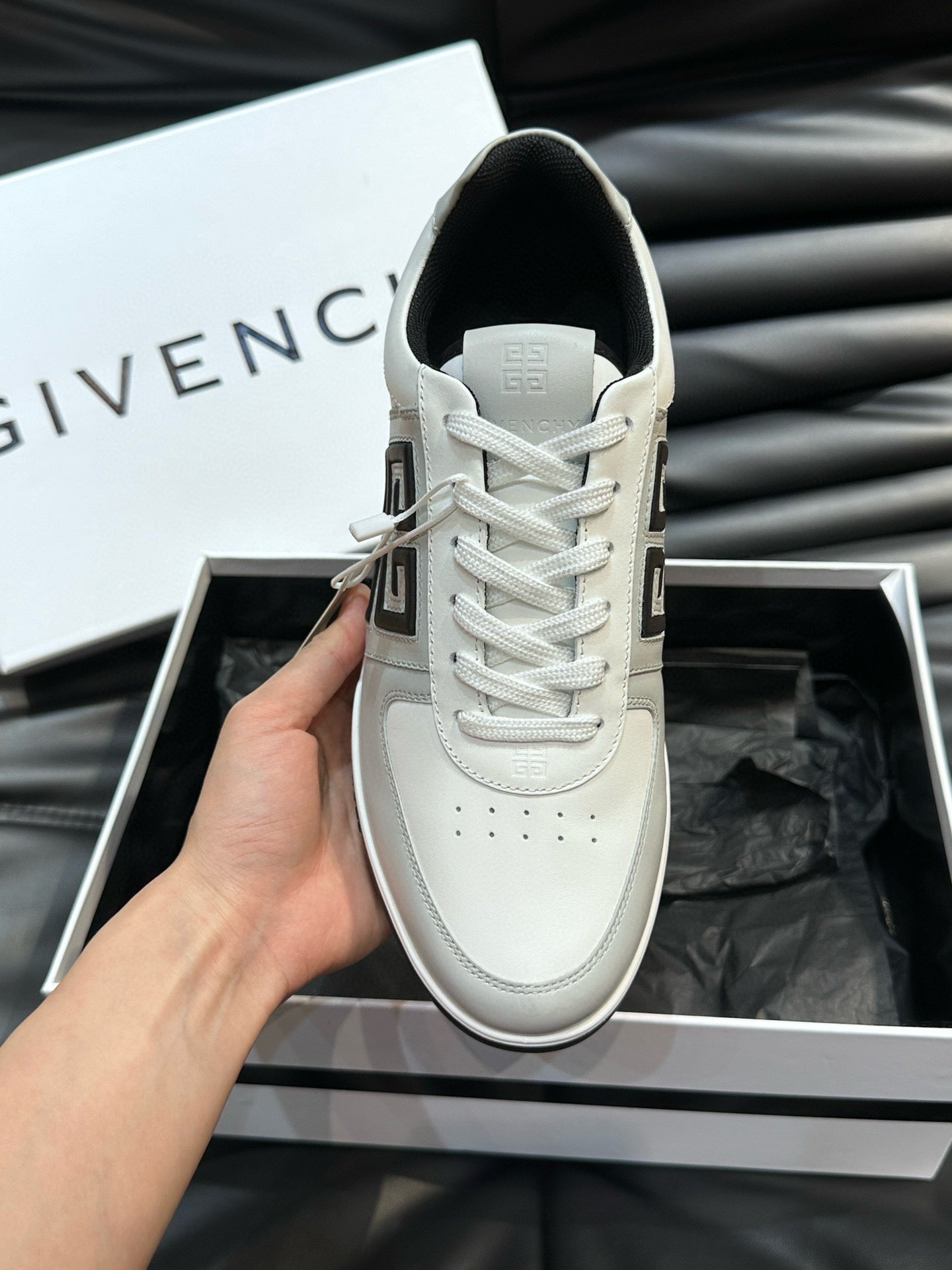 Givenchy Sneakers