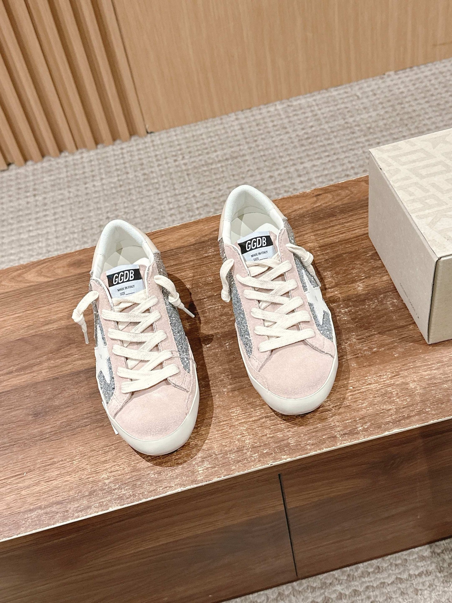Golden Goose Sneaker
