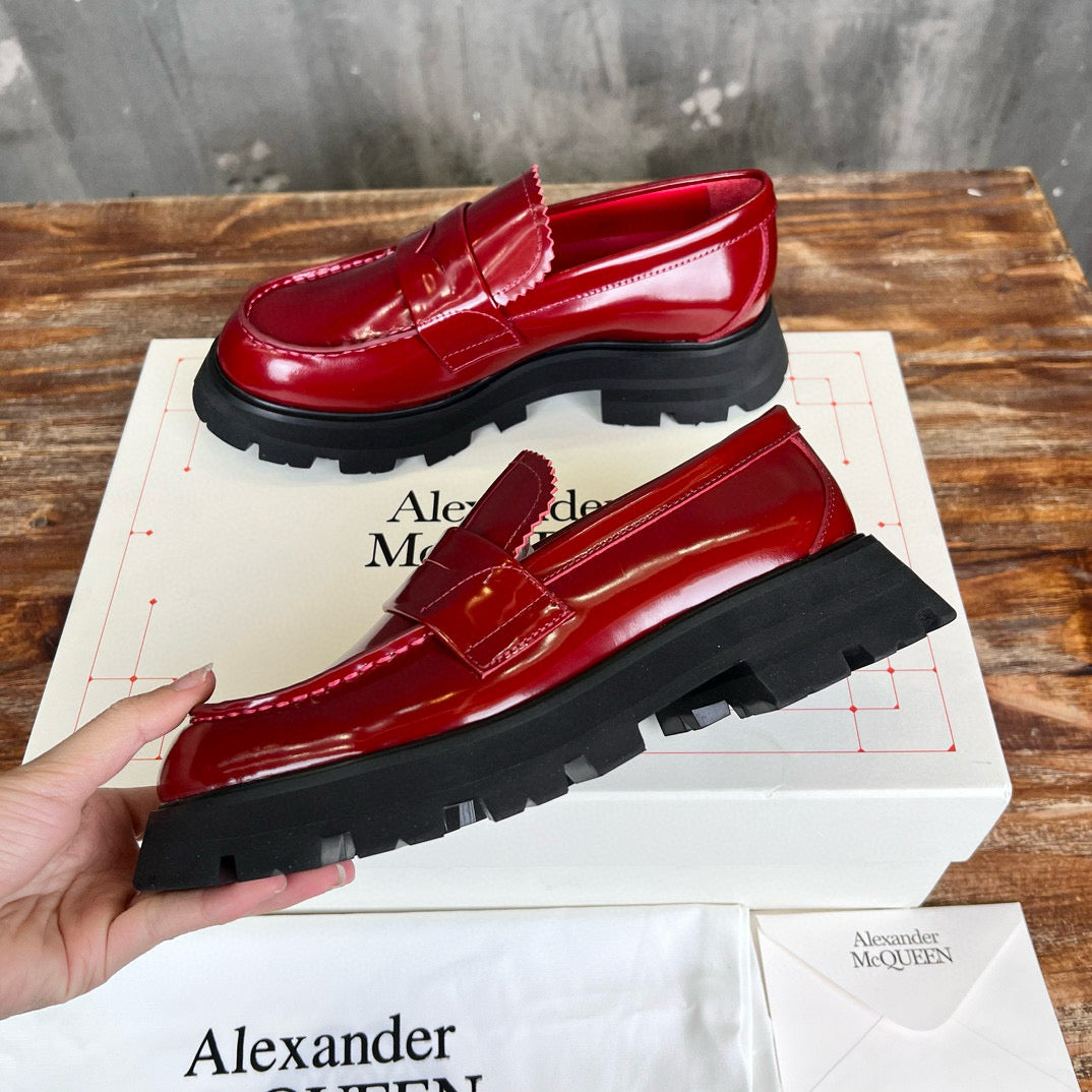 Alexander McQueen Loafer