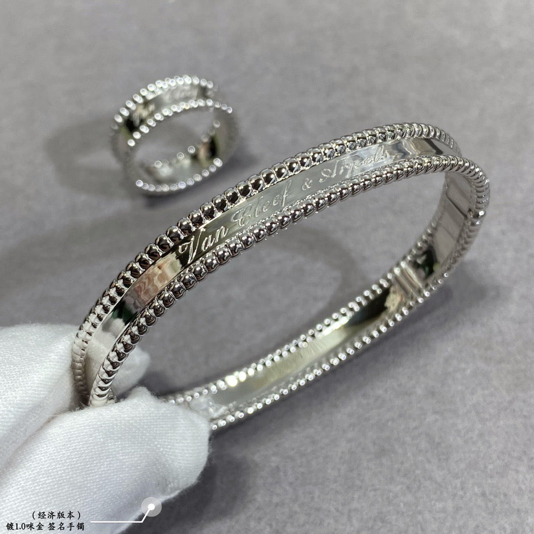 Van Cleef & Arpels Bracelet