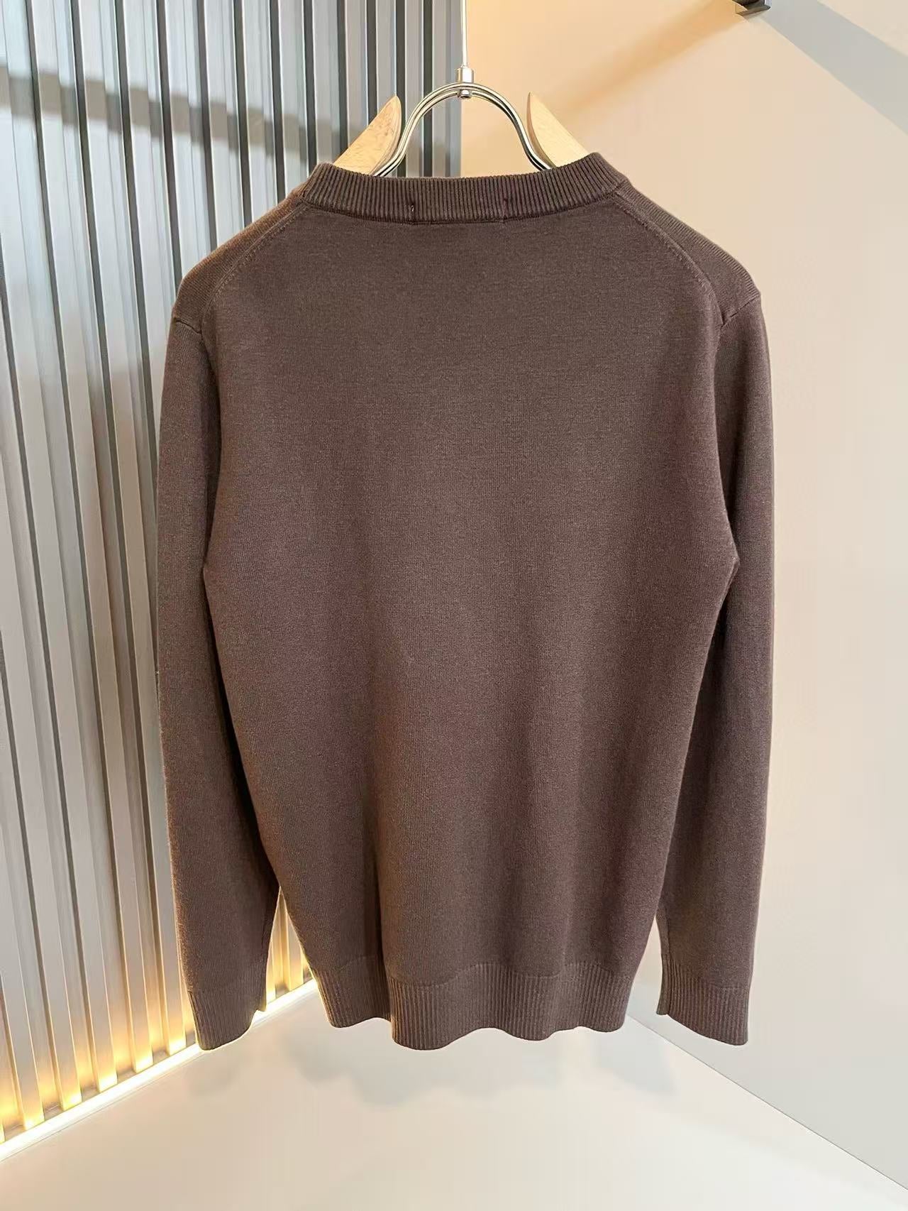 LP Sweater (Size XL / Chest 104)