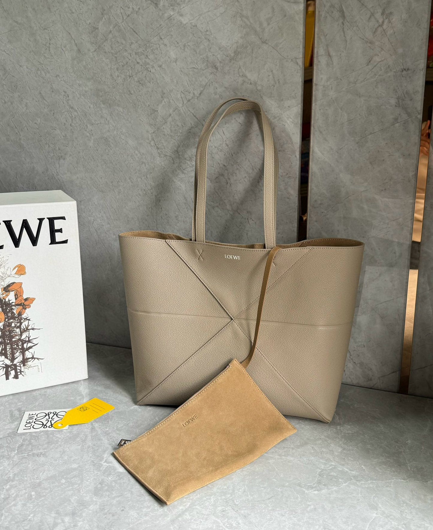 Loewe Puzzle Fold Tote Bag(31.5x12.5x29cm)