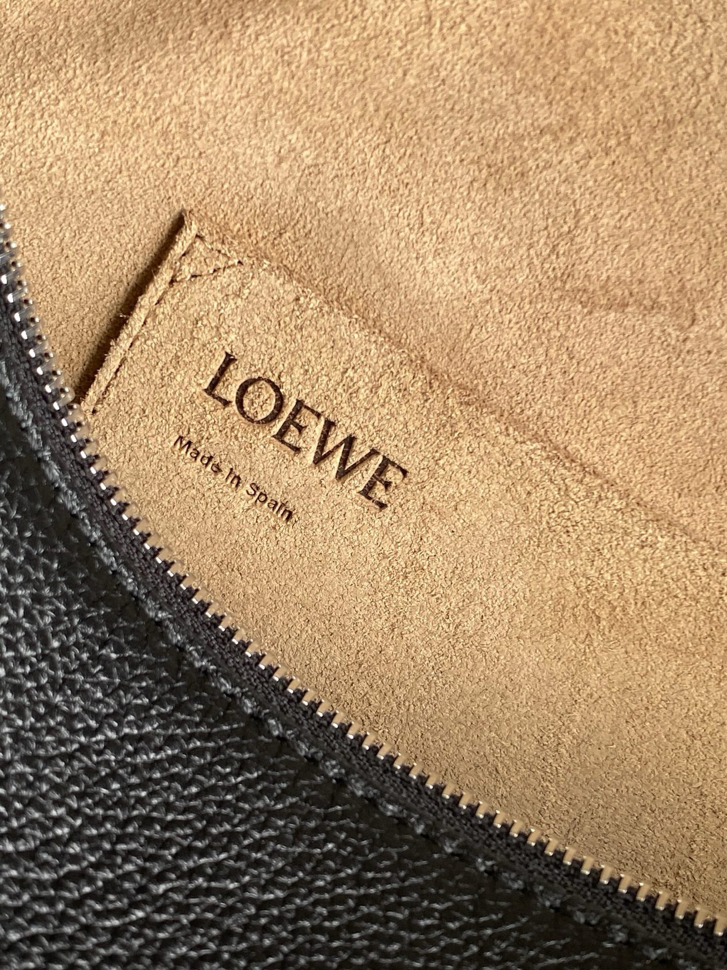 Loewe Puzzle