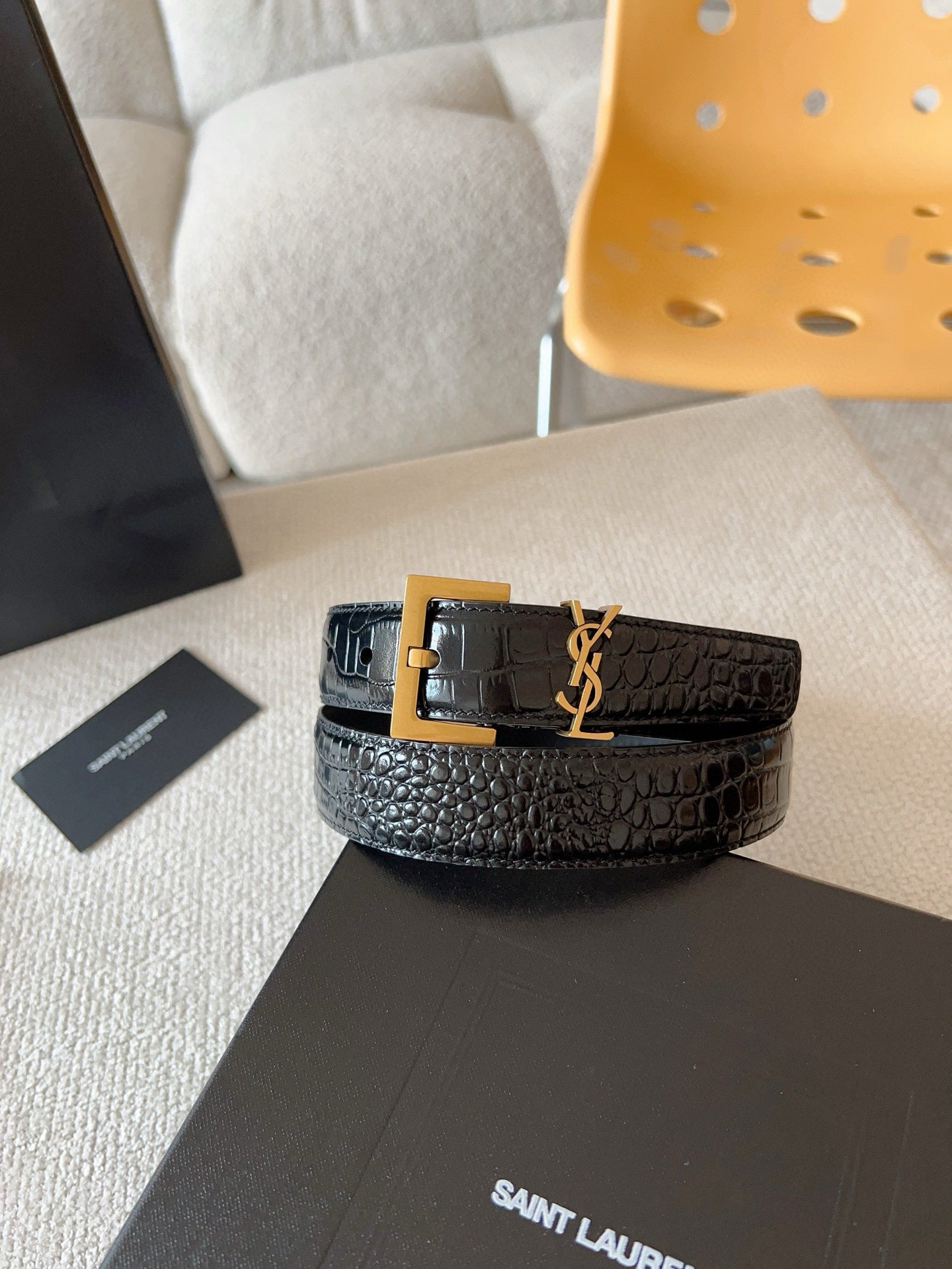 Saint Laurent Belt