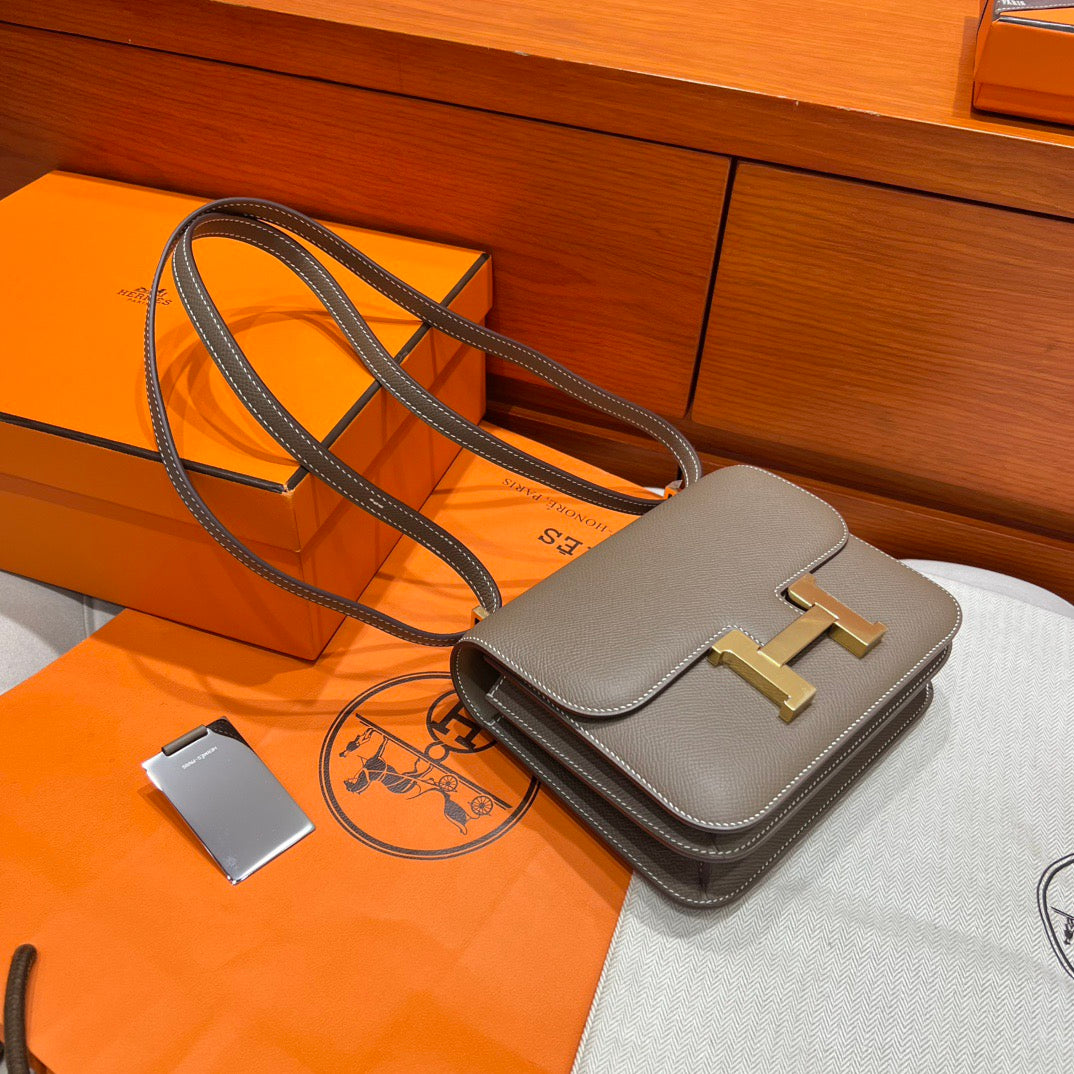 Hermes Constance 19