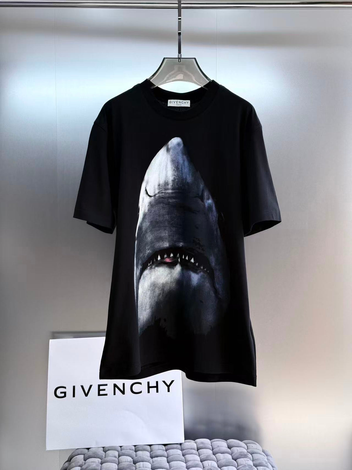 Givenchy T-Shirt
