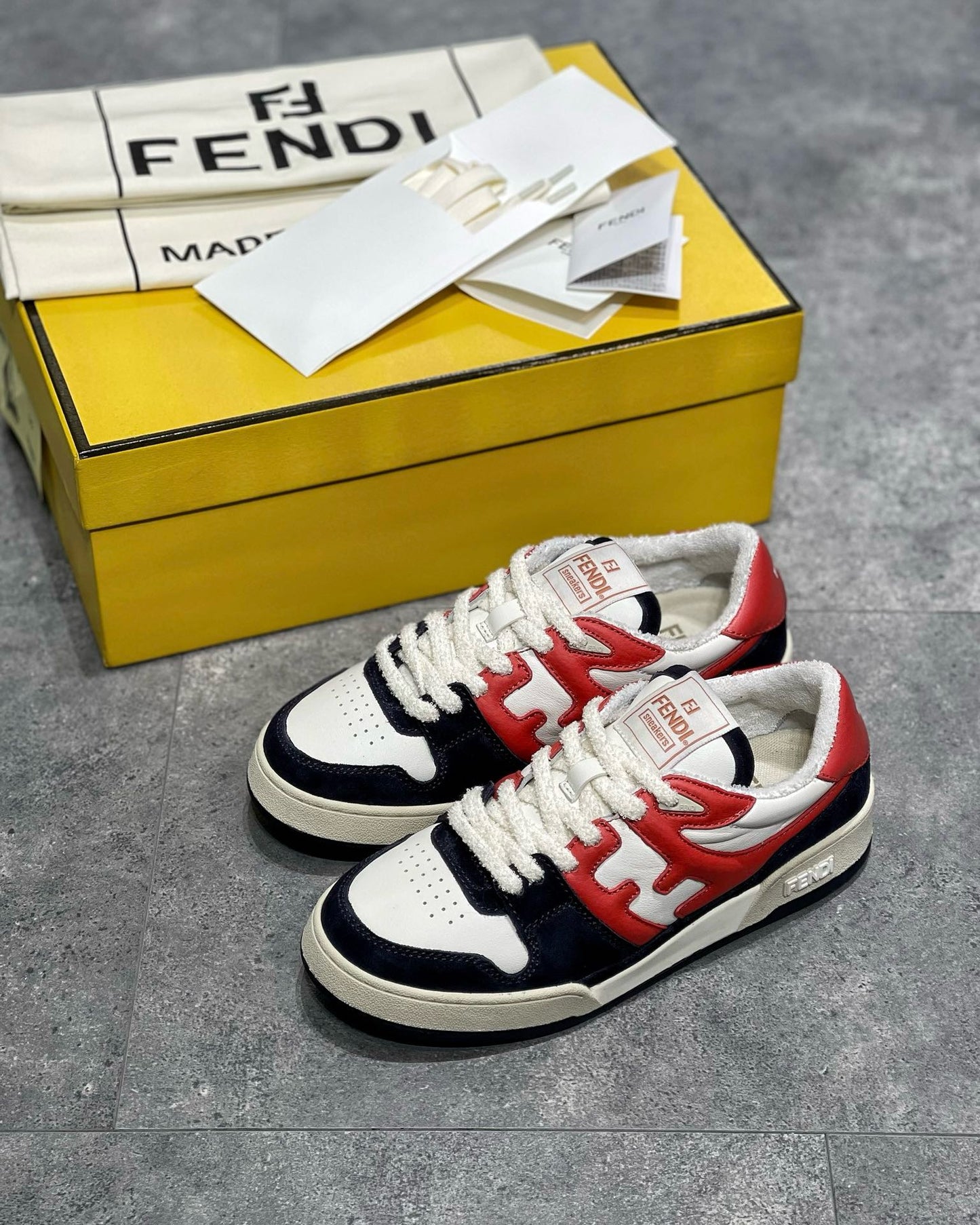 Fendi Sneakers