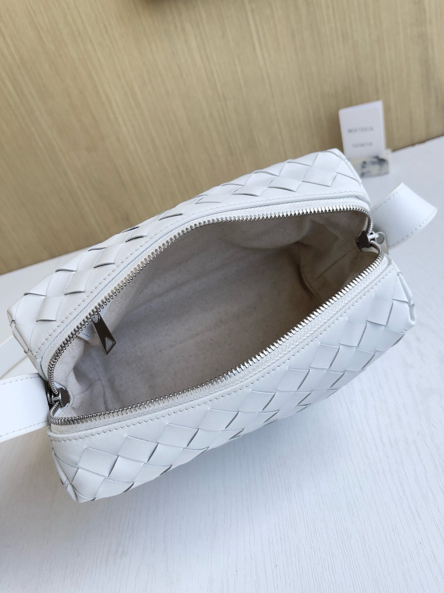 BV Intrecciato Loop Camera Bag