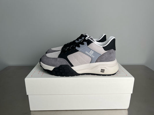 Givenchy Sneakers
