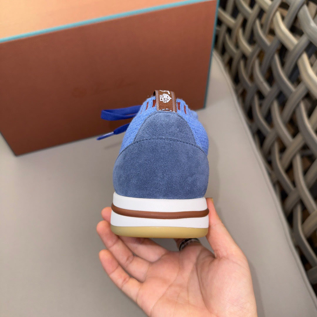 LP Sneakers