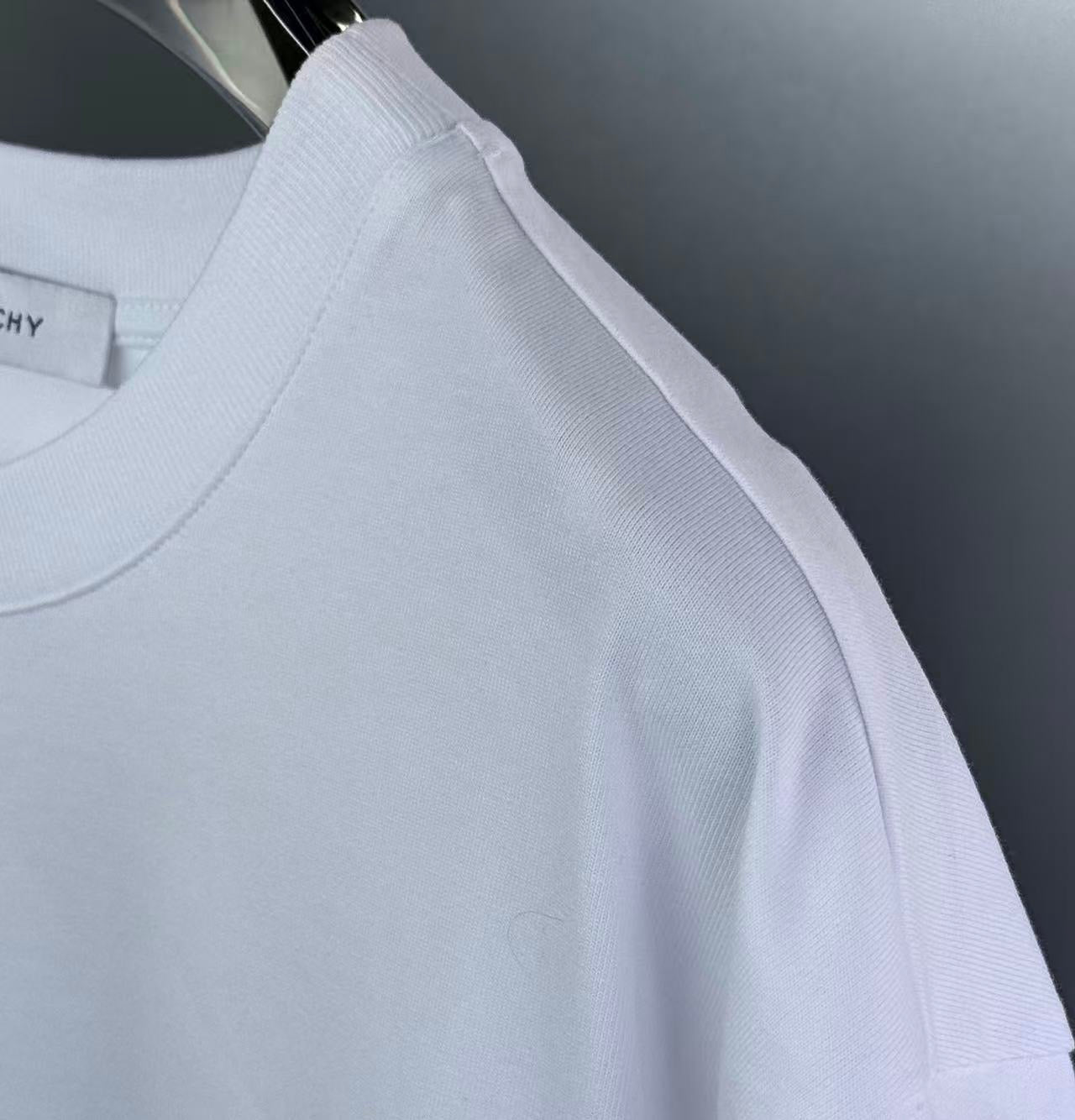 Givenchy T-Shirt