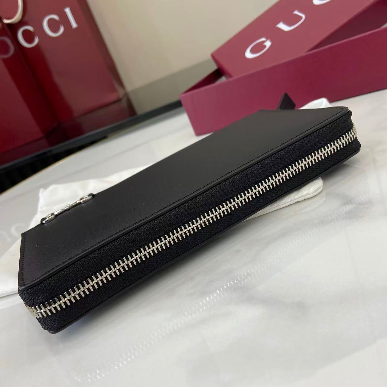 Gucci Long Zipped Wallet
