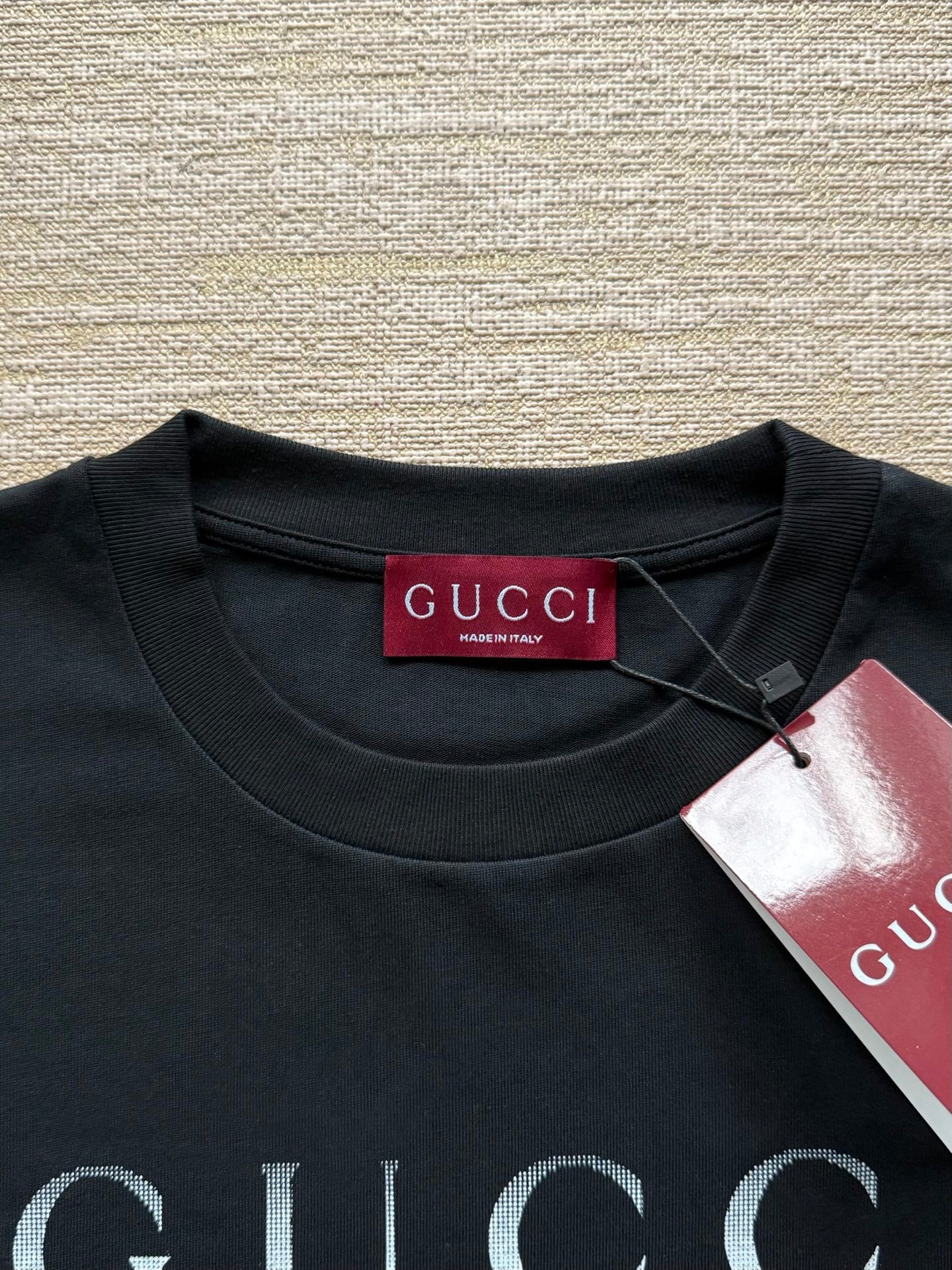 Gucci T-Shirt