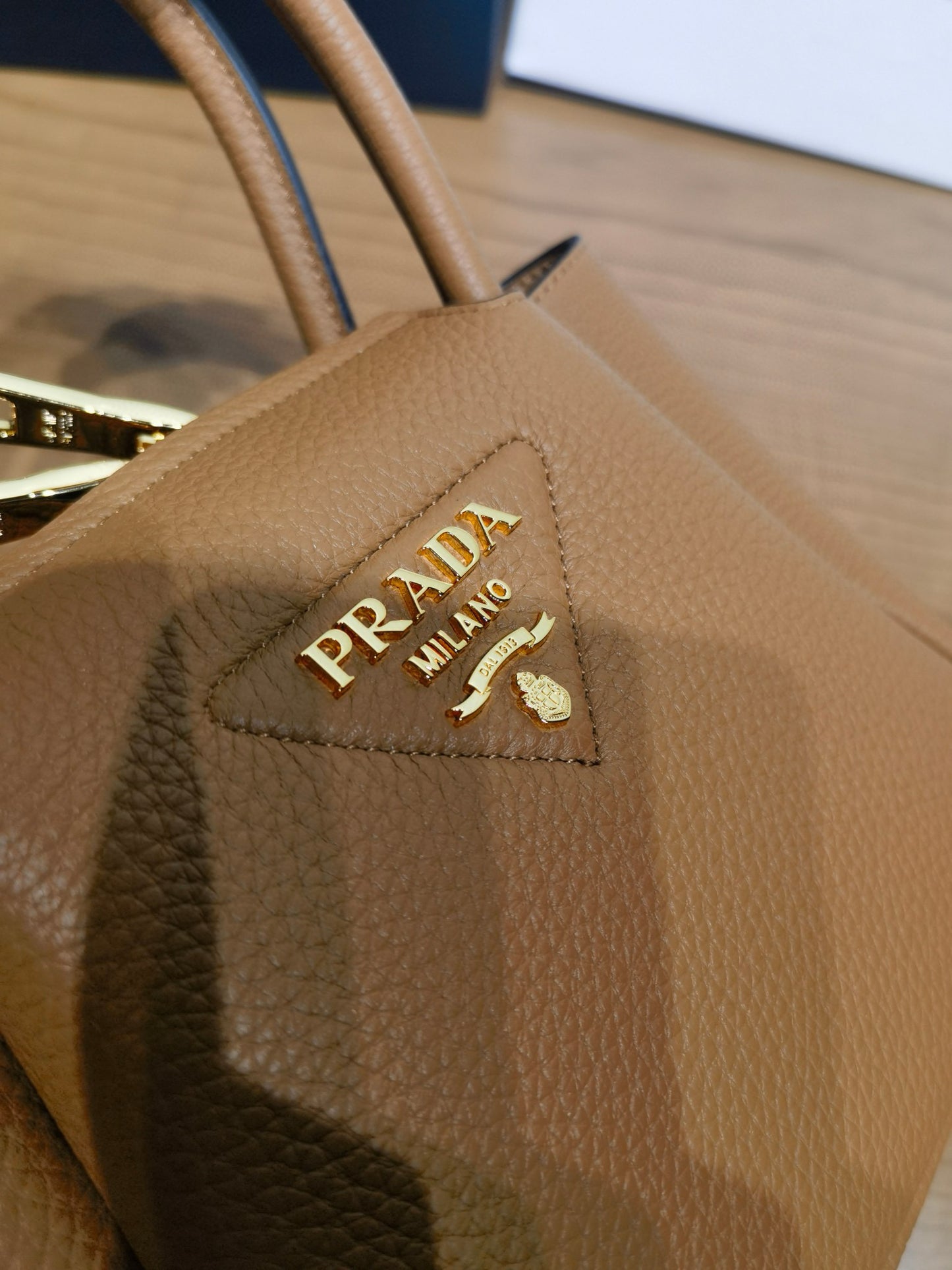PD Arque Shoulder Bag 19x20x6cm