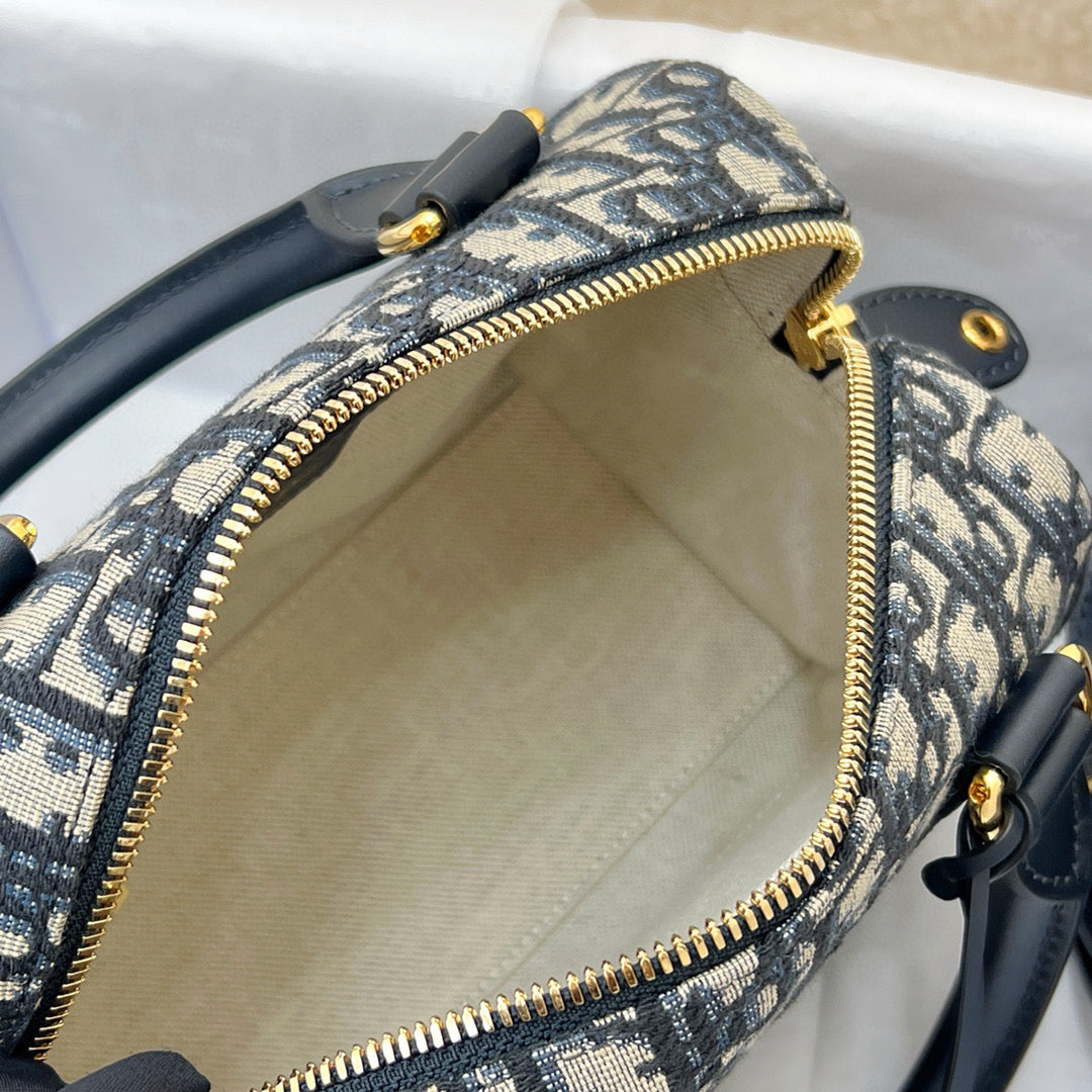 Dior Groove Bag