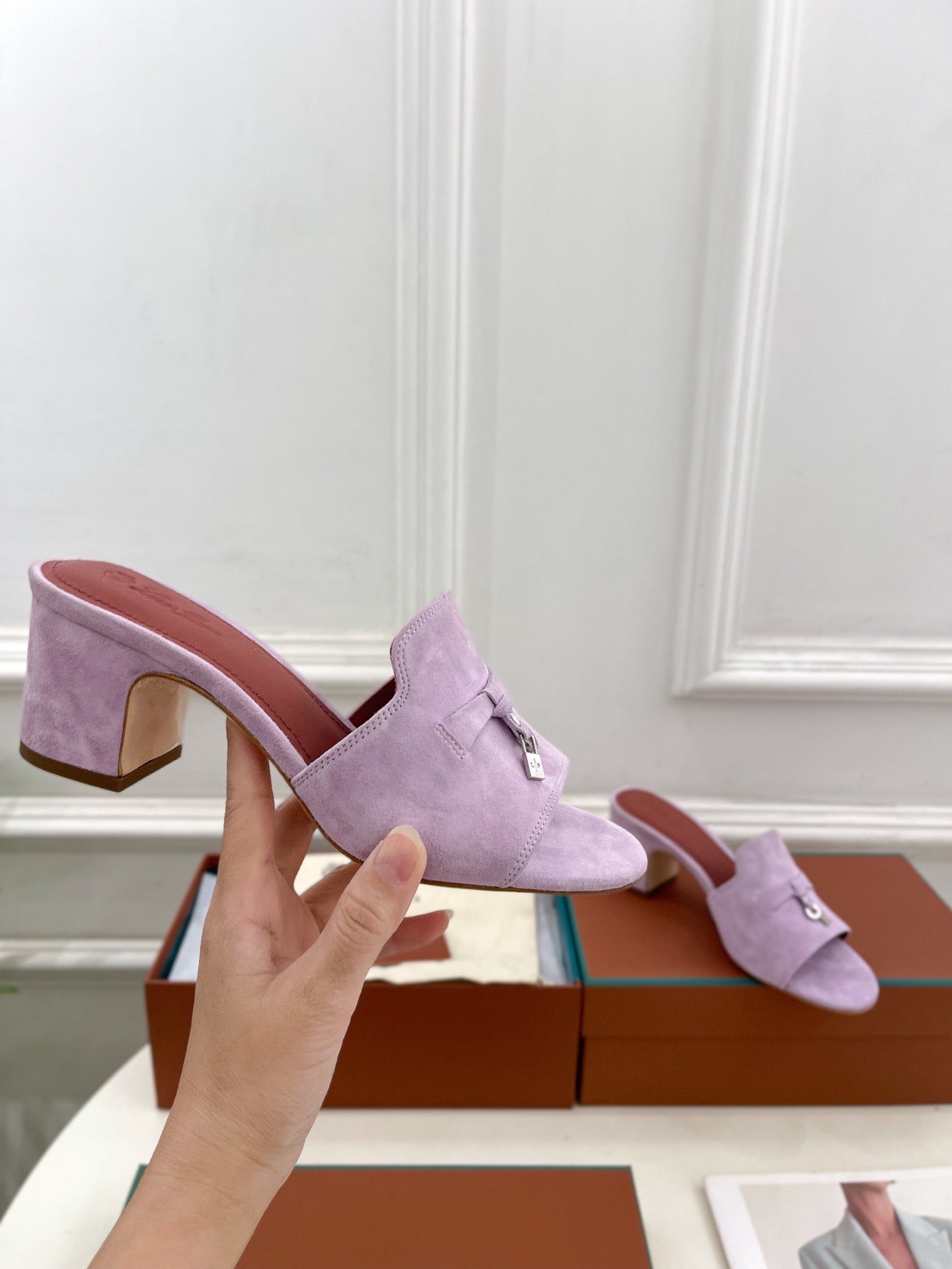 LP Sandals