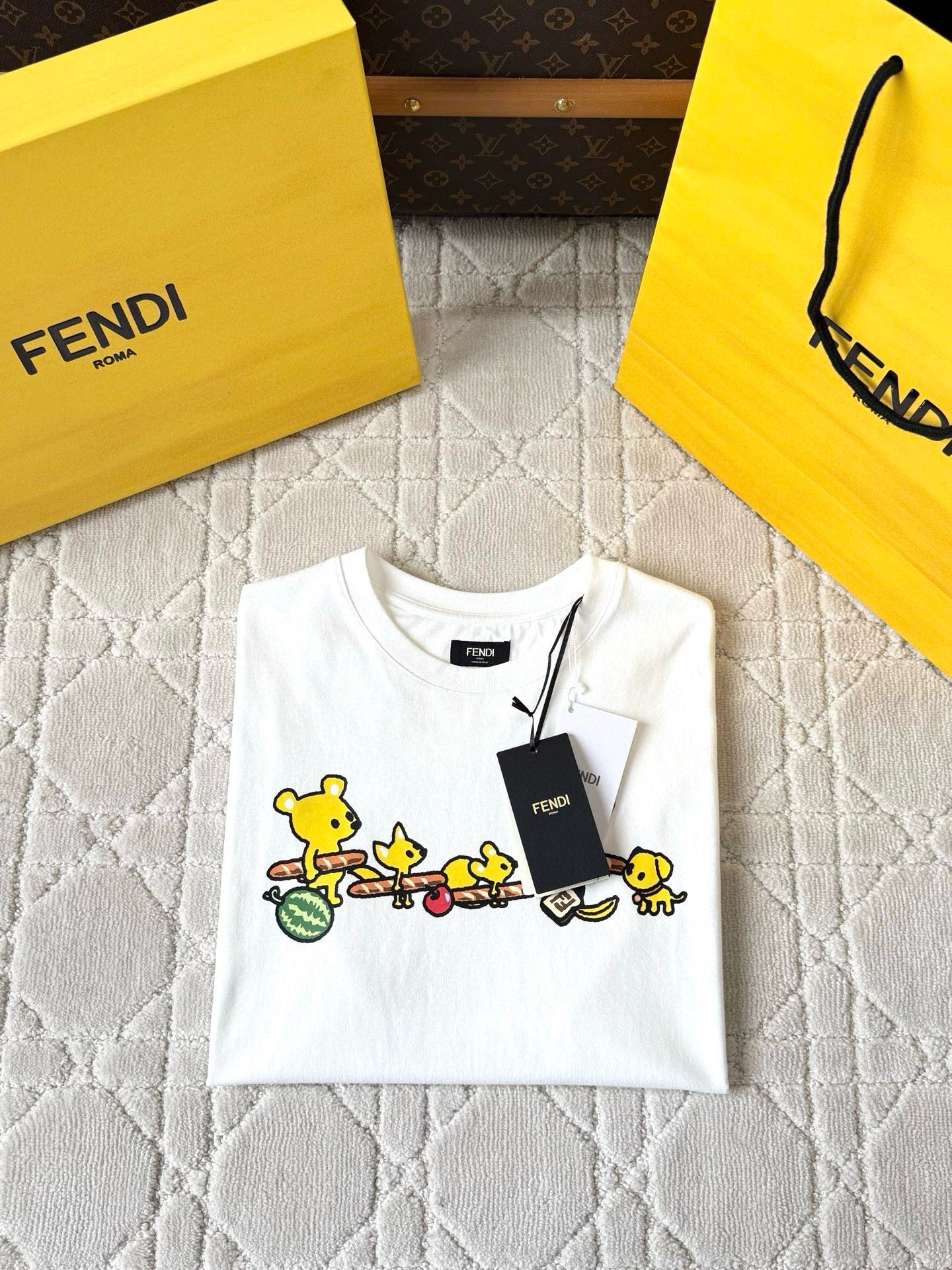 Fendi T-Shirt