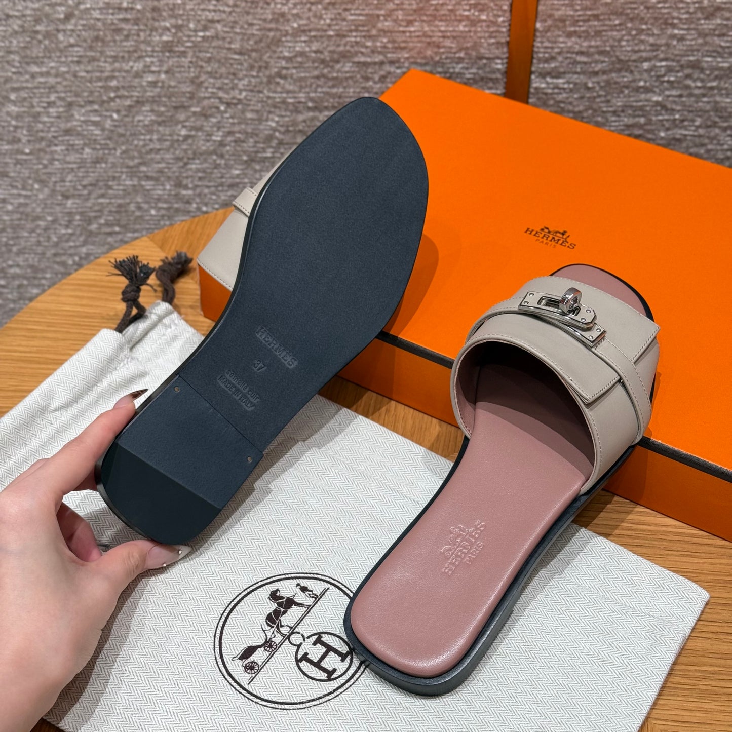 Hermes Slippers