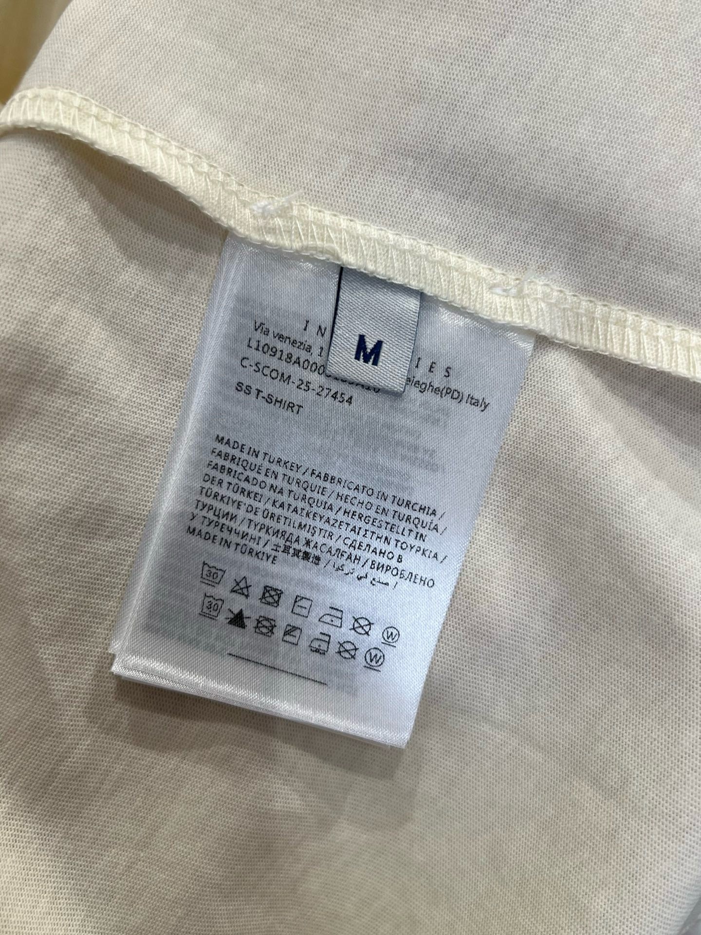 Moncler T-shirt
