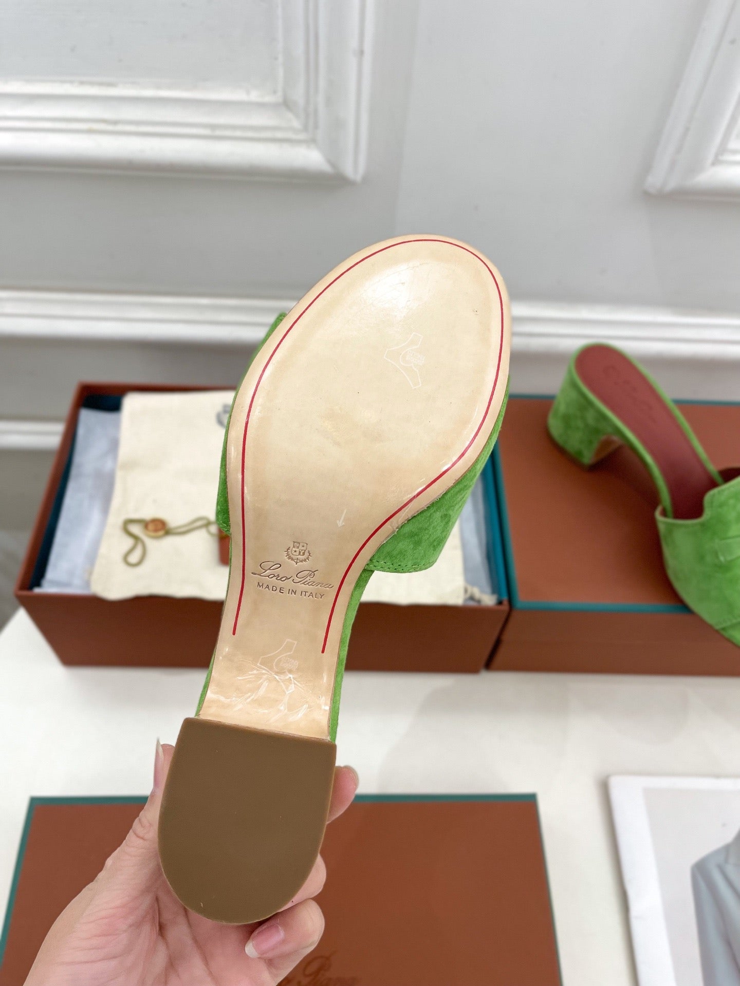 LP Sandals