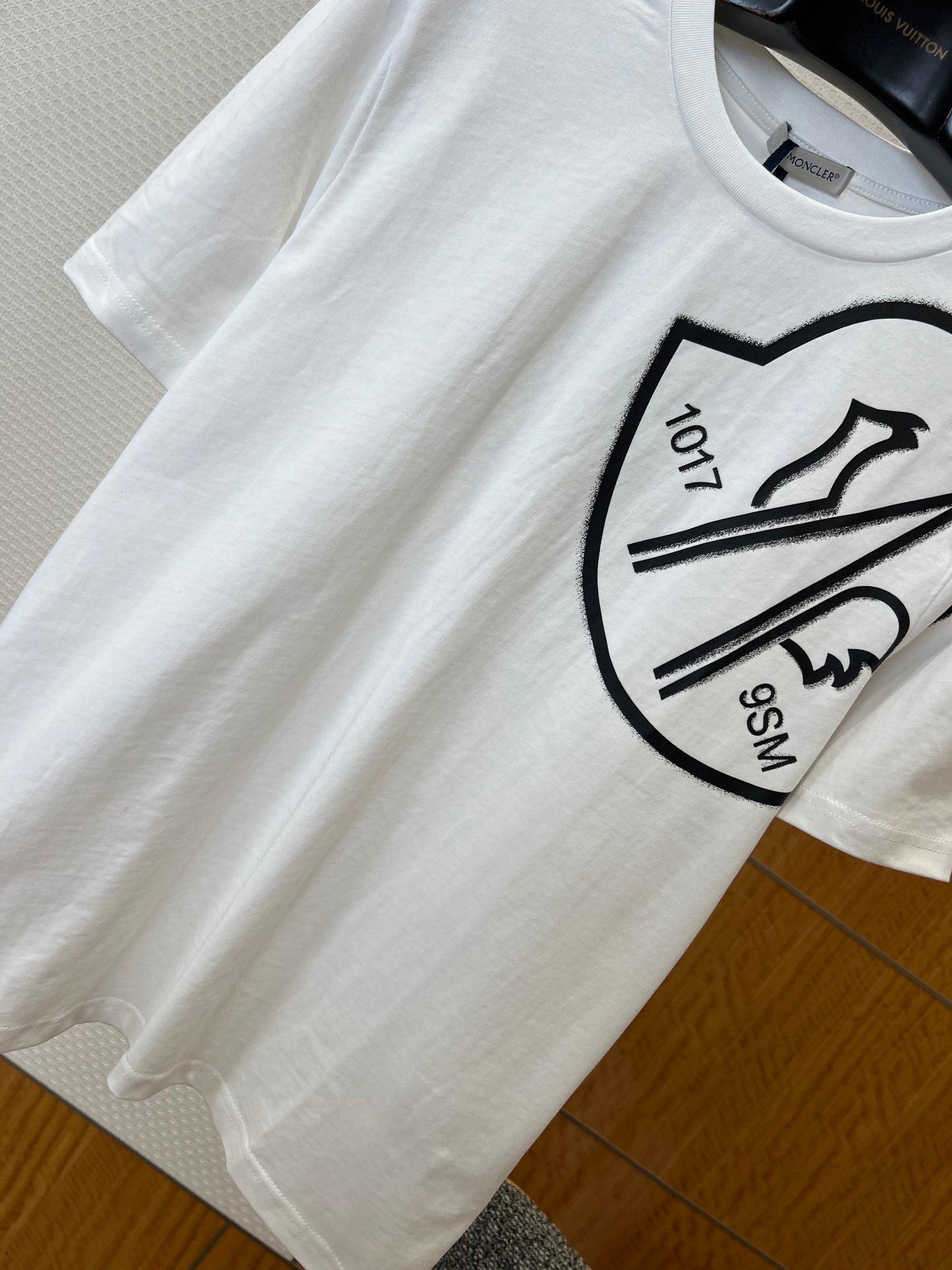 Moncler T-shirt