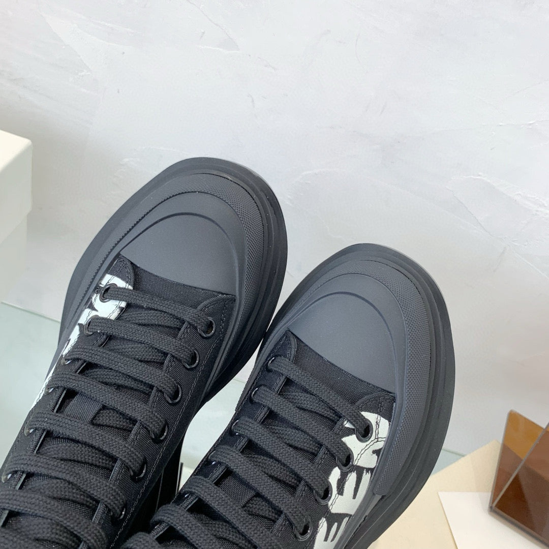 Alexander McQueen Sneakers