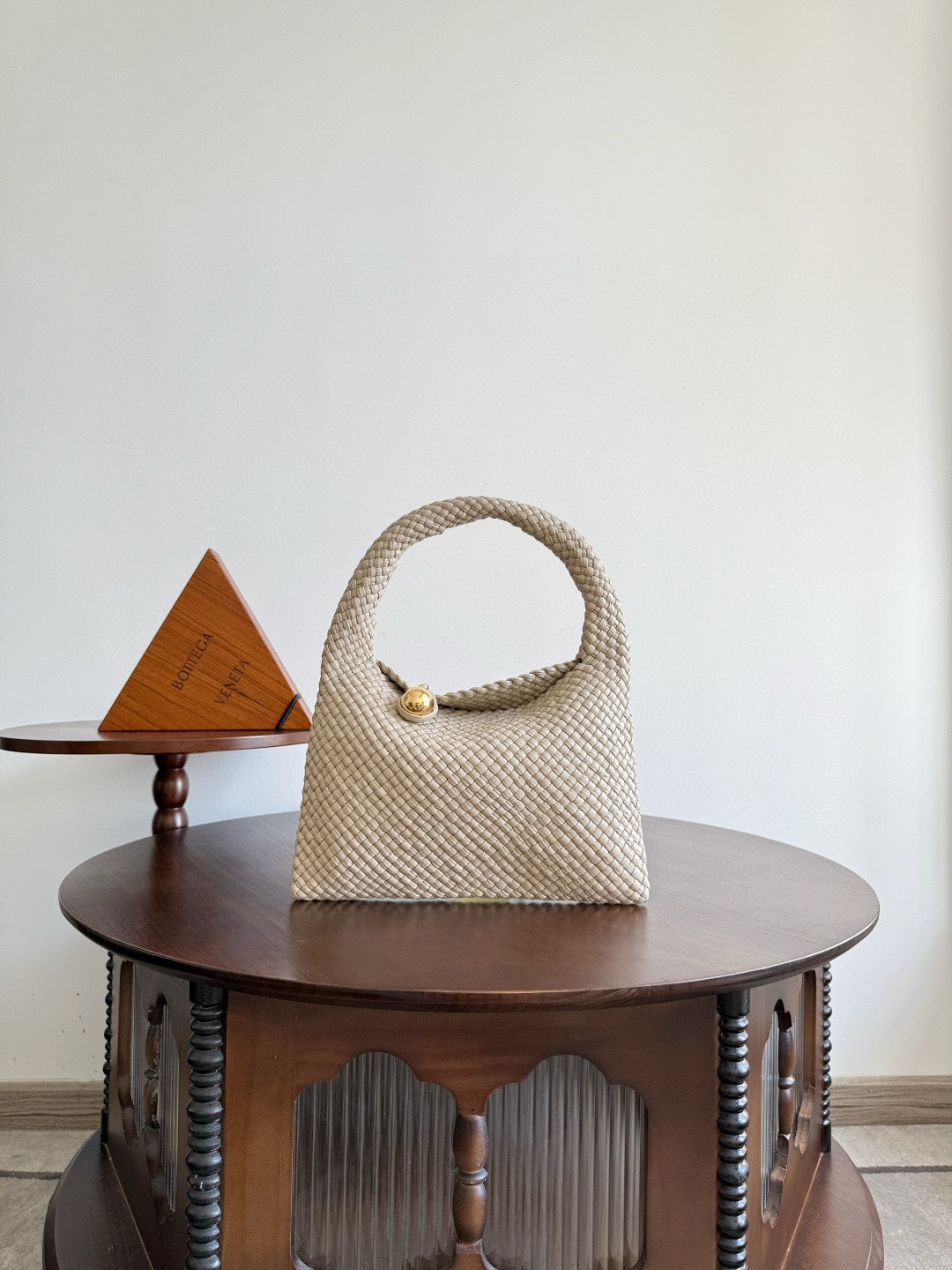 Bottega Veneta Tosca Hop Bag